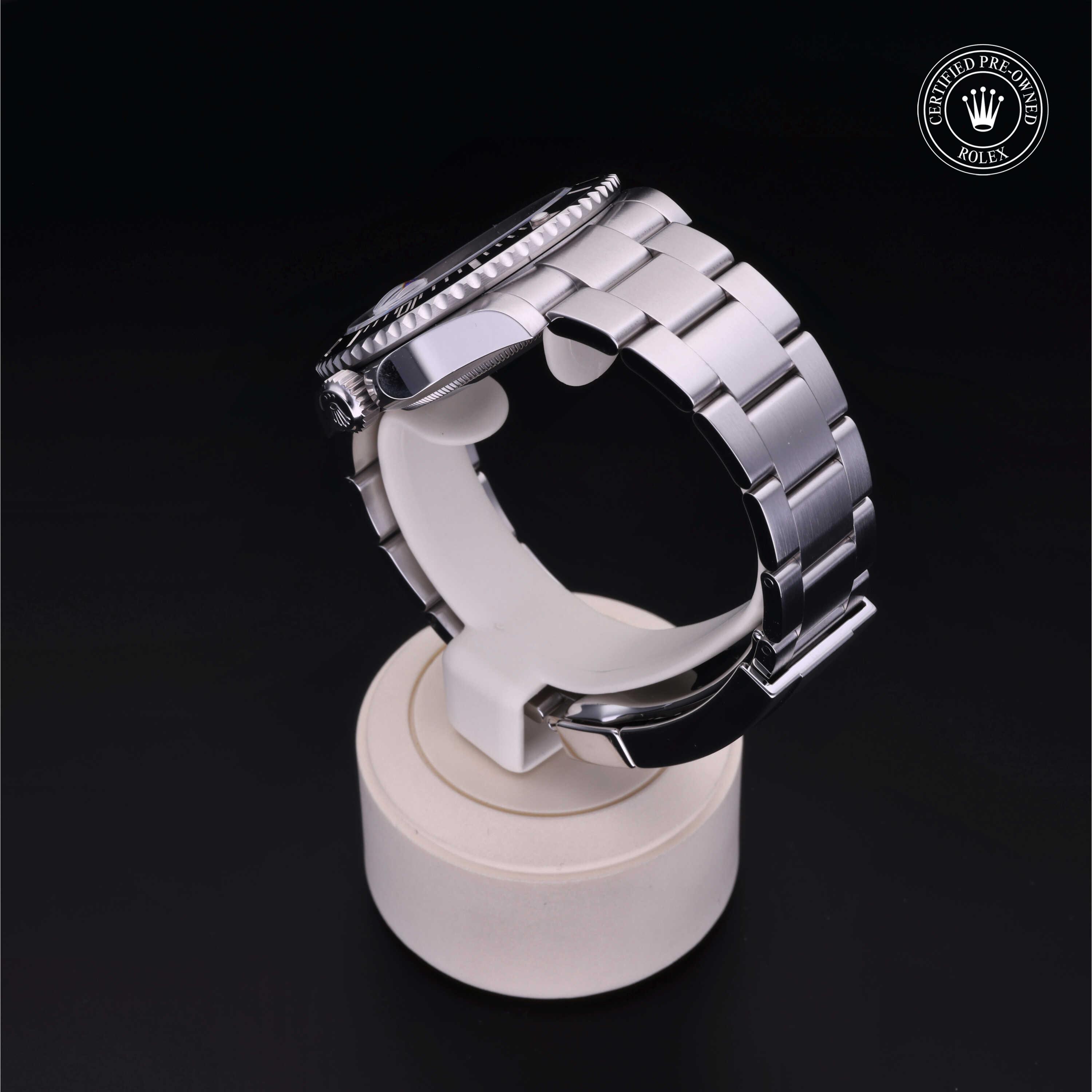 Oyster Perpetual Submariner Date