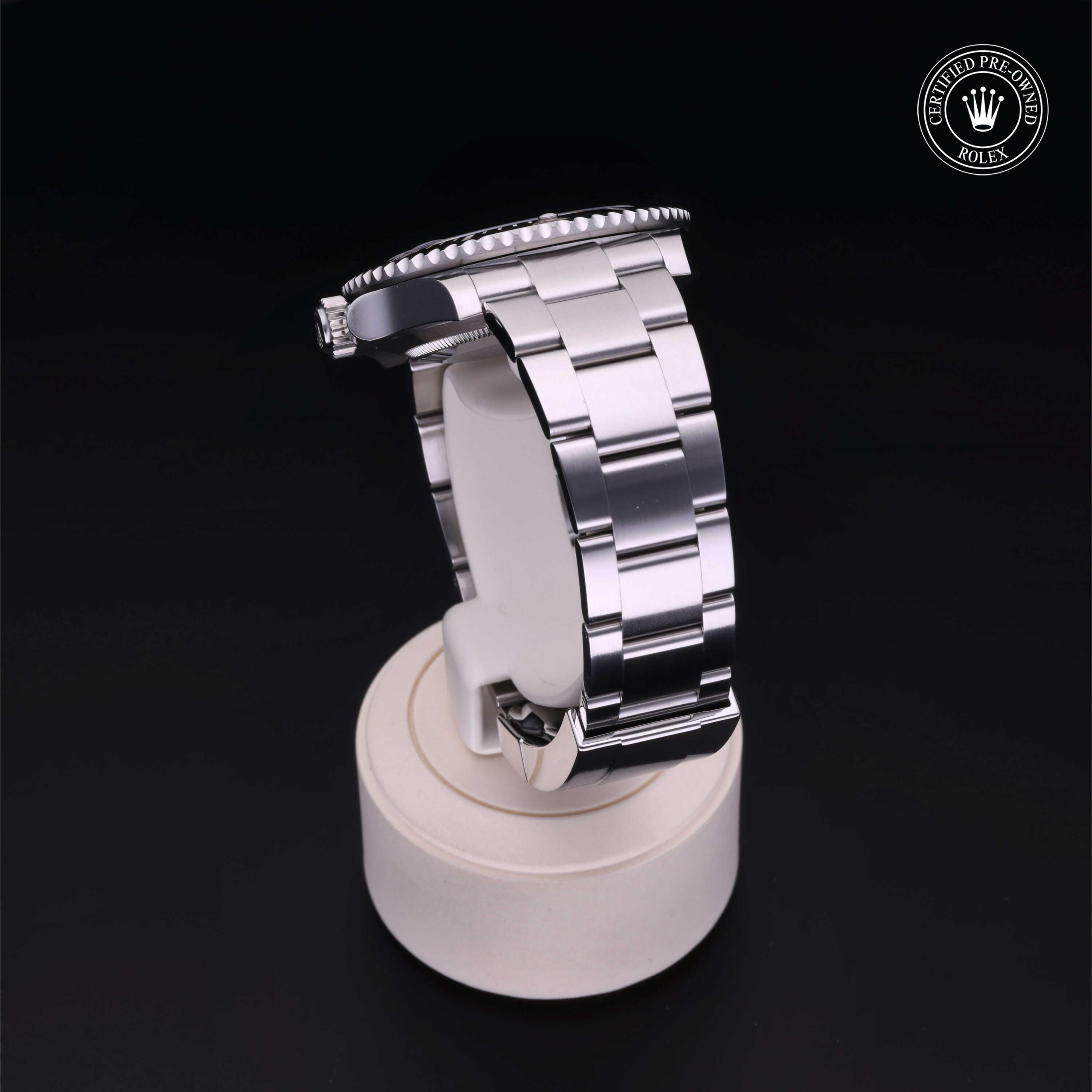 Oyster Perpetual Submariner Date