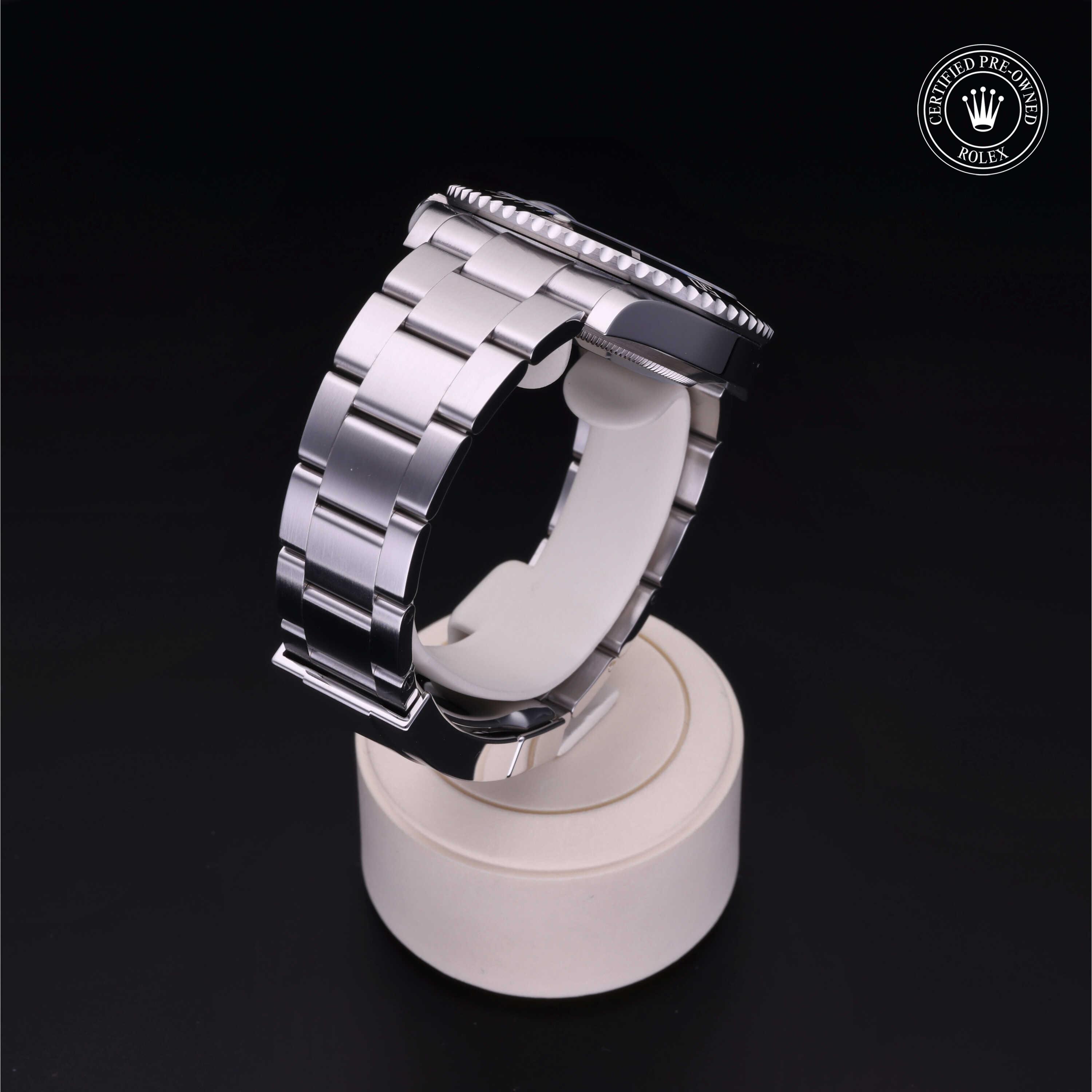 Oyster Perpetual Submariner Date