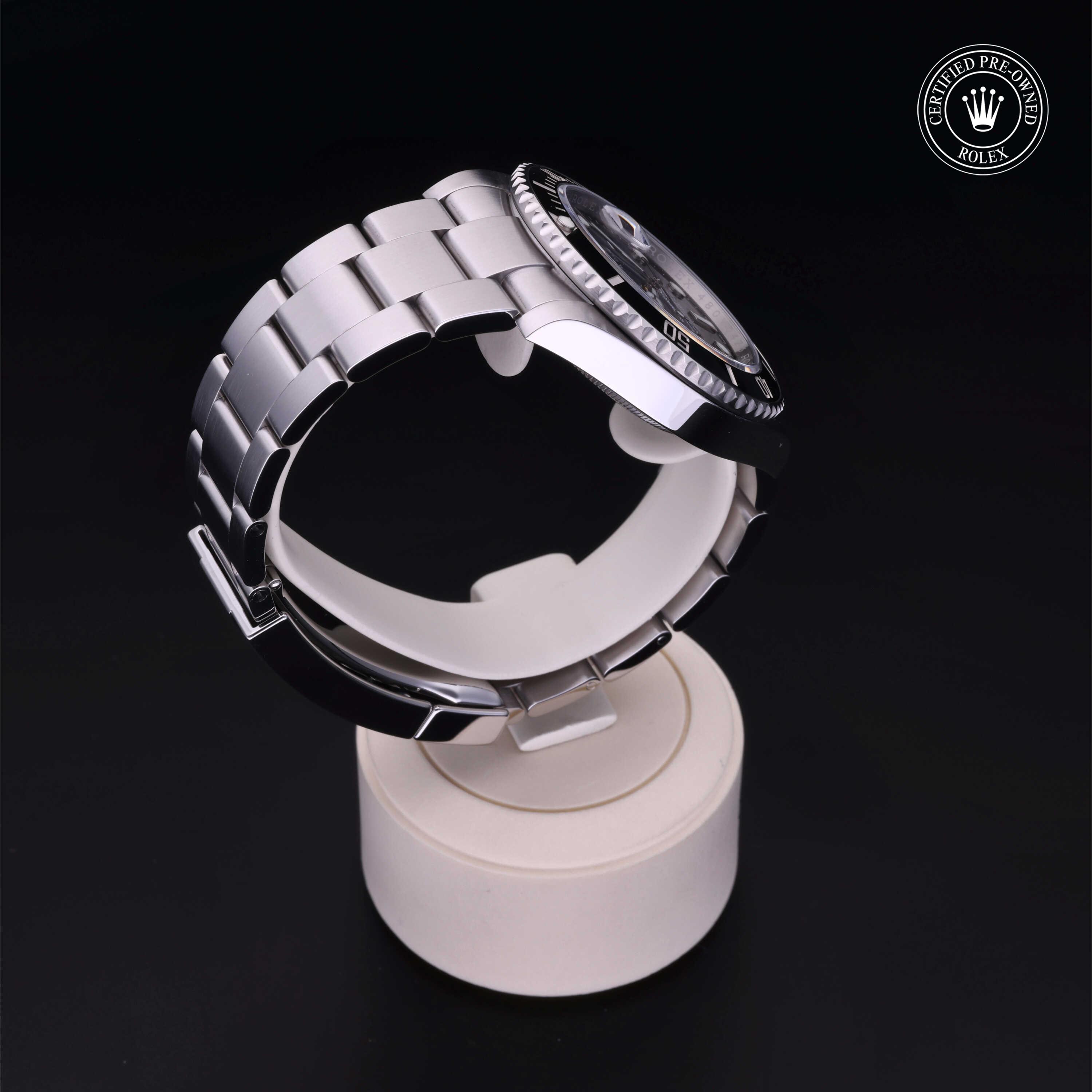 Oyster Perpetual Submariner Date