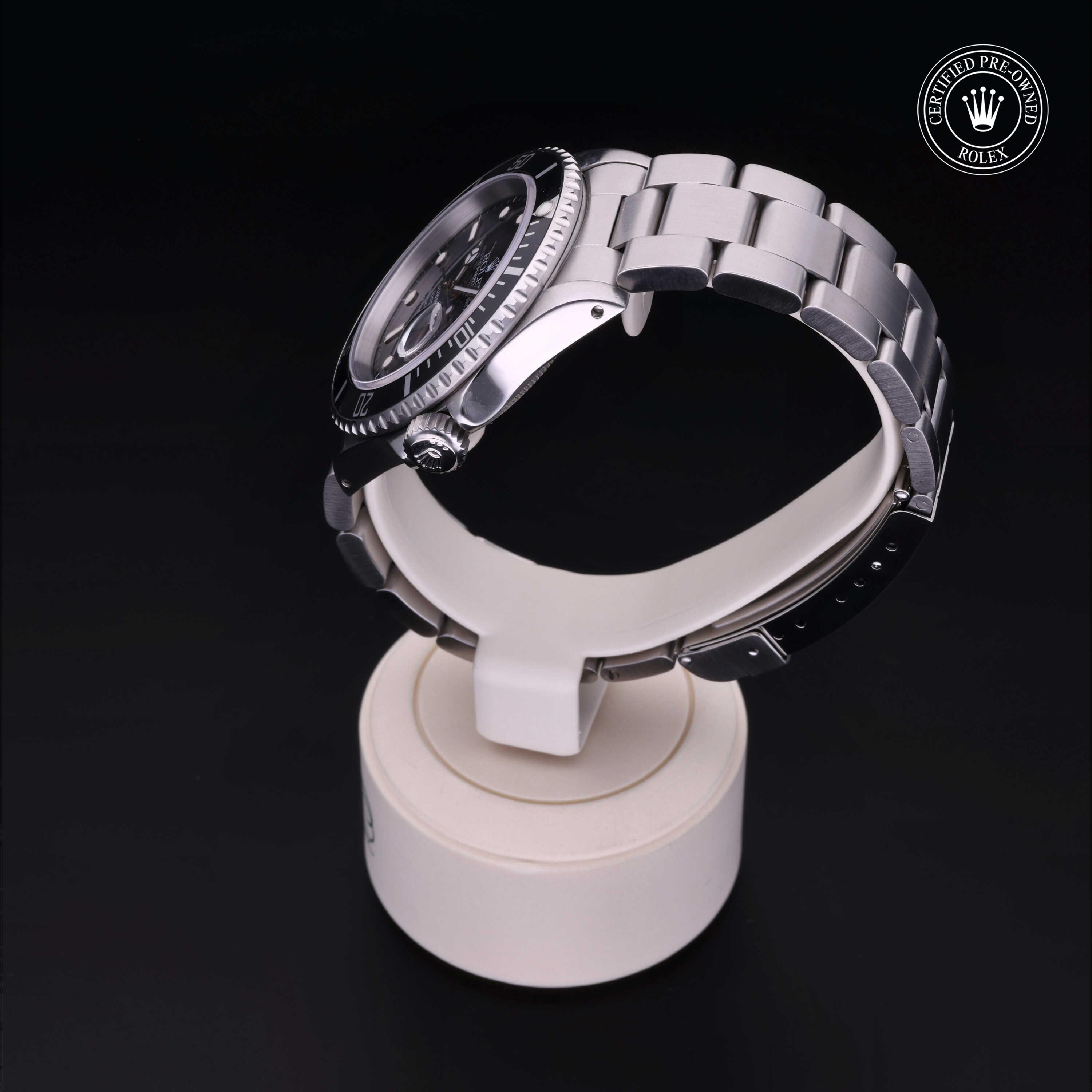 Oyster Perpetual Submariner Date