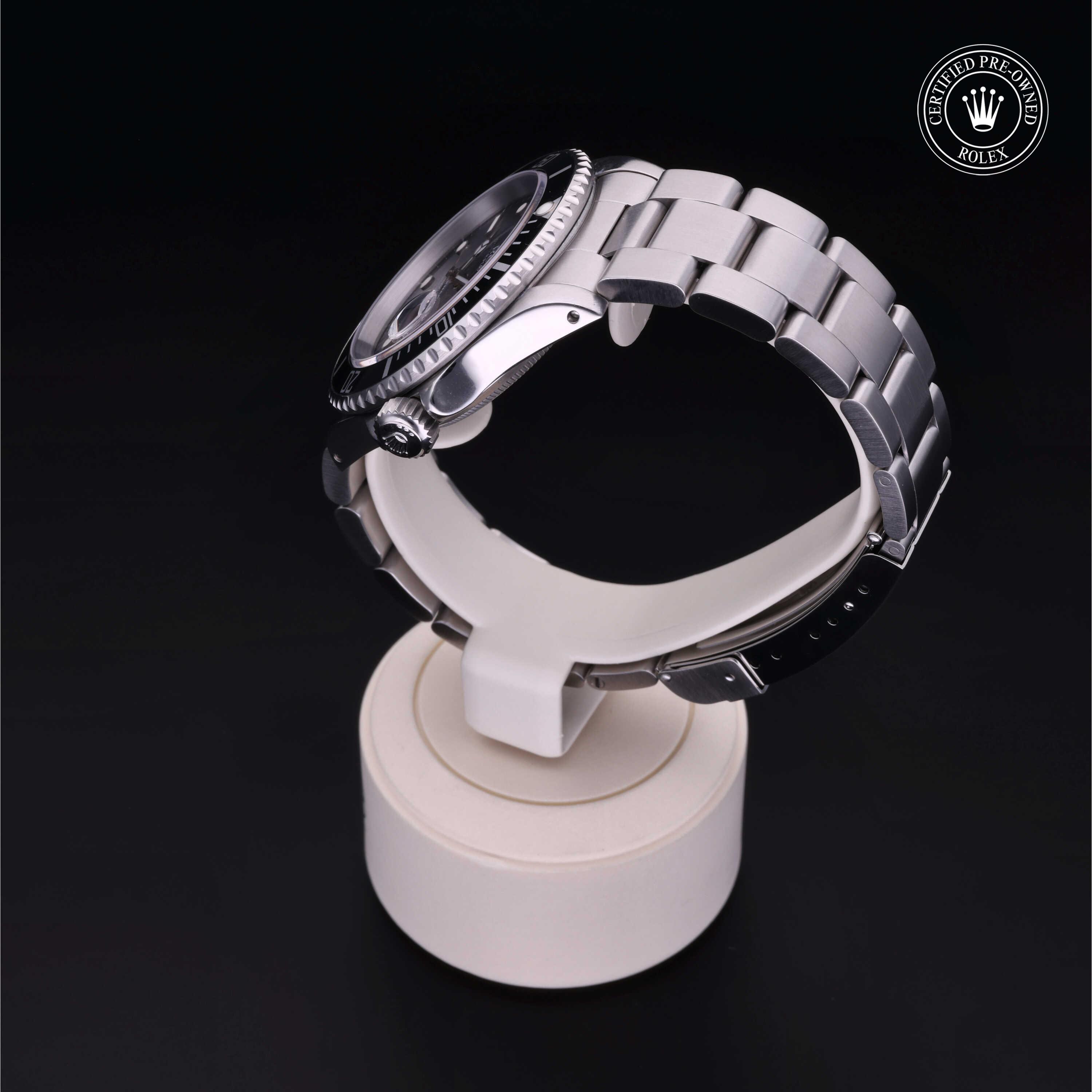 Oyster Perpetual Submariner Date