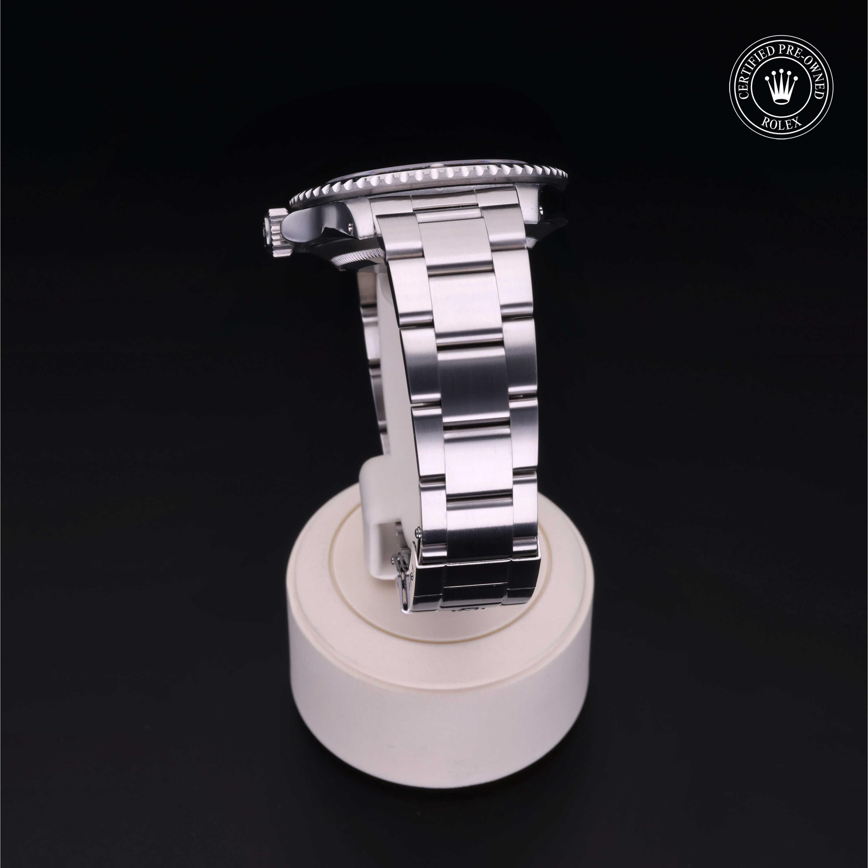 Oyster Perpetual Submariner Date