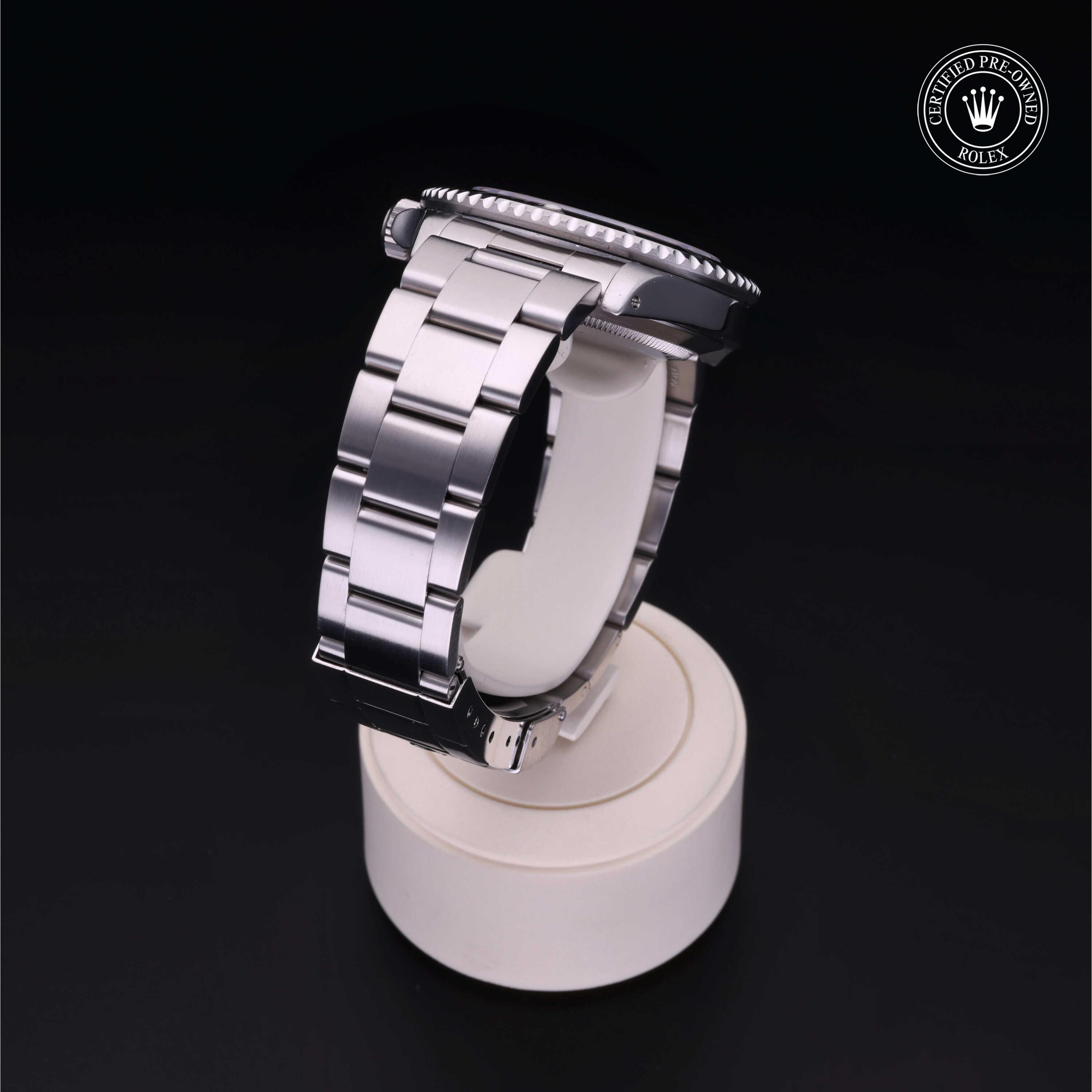 Oyster Perpetual Submariner Date