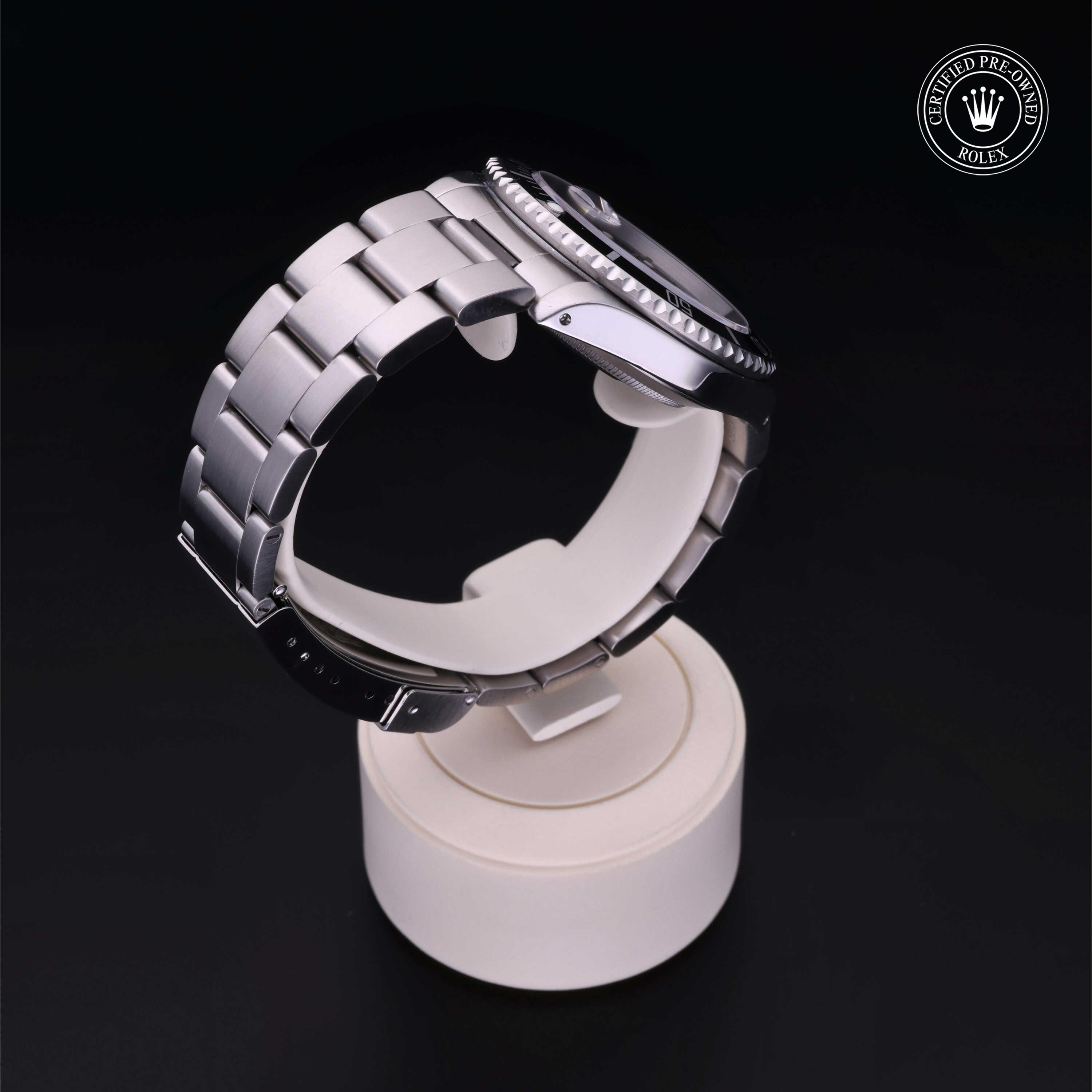 Oyster Perpetual Submariner Date