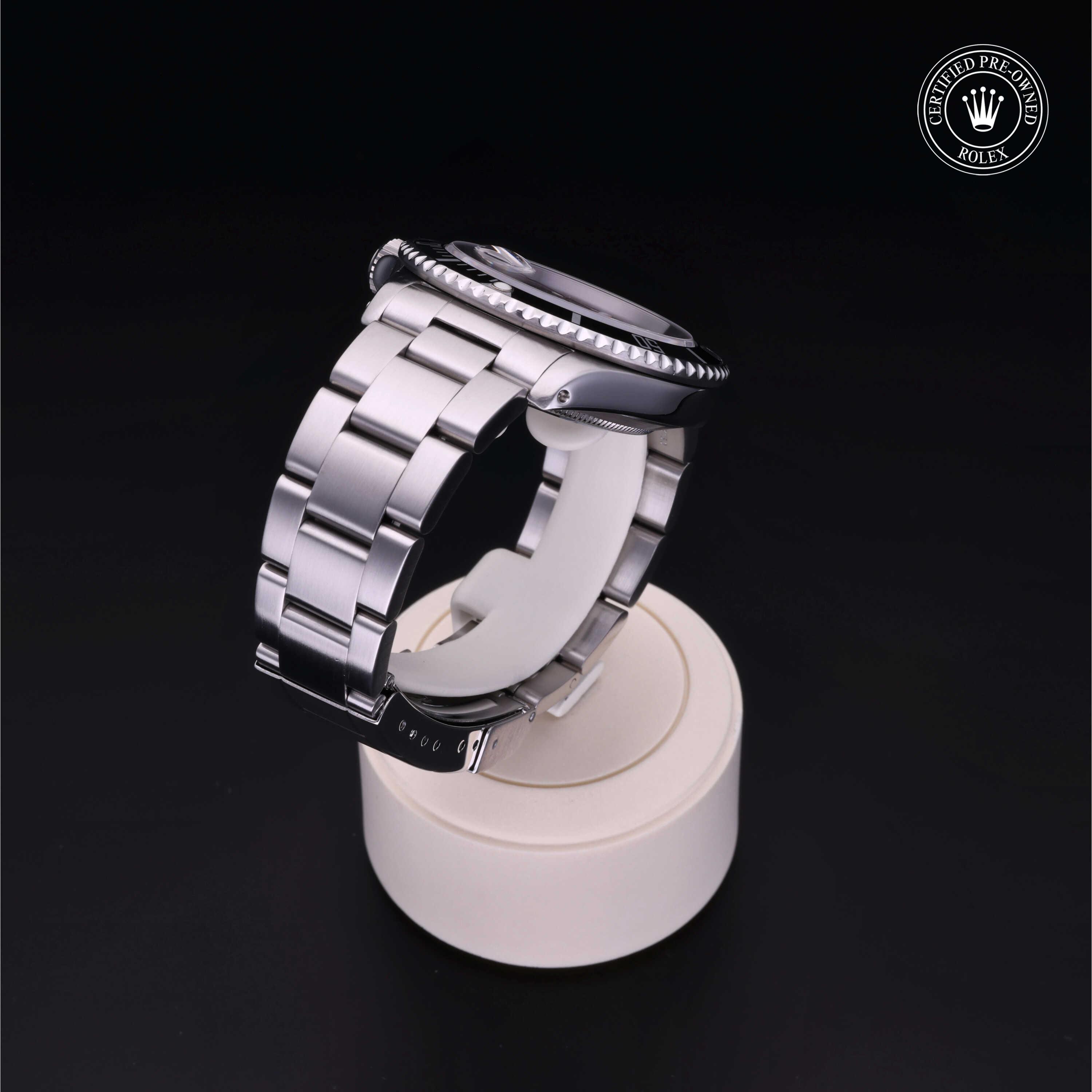 Oyster Perpetual Submariner Date