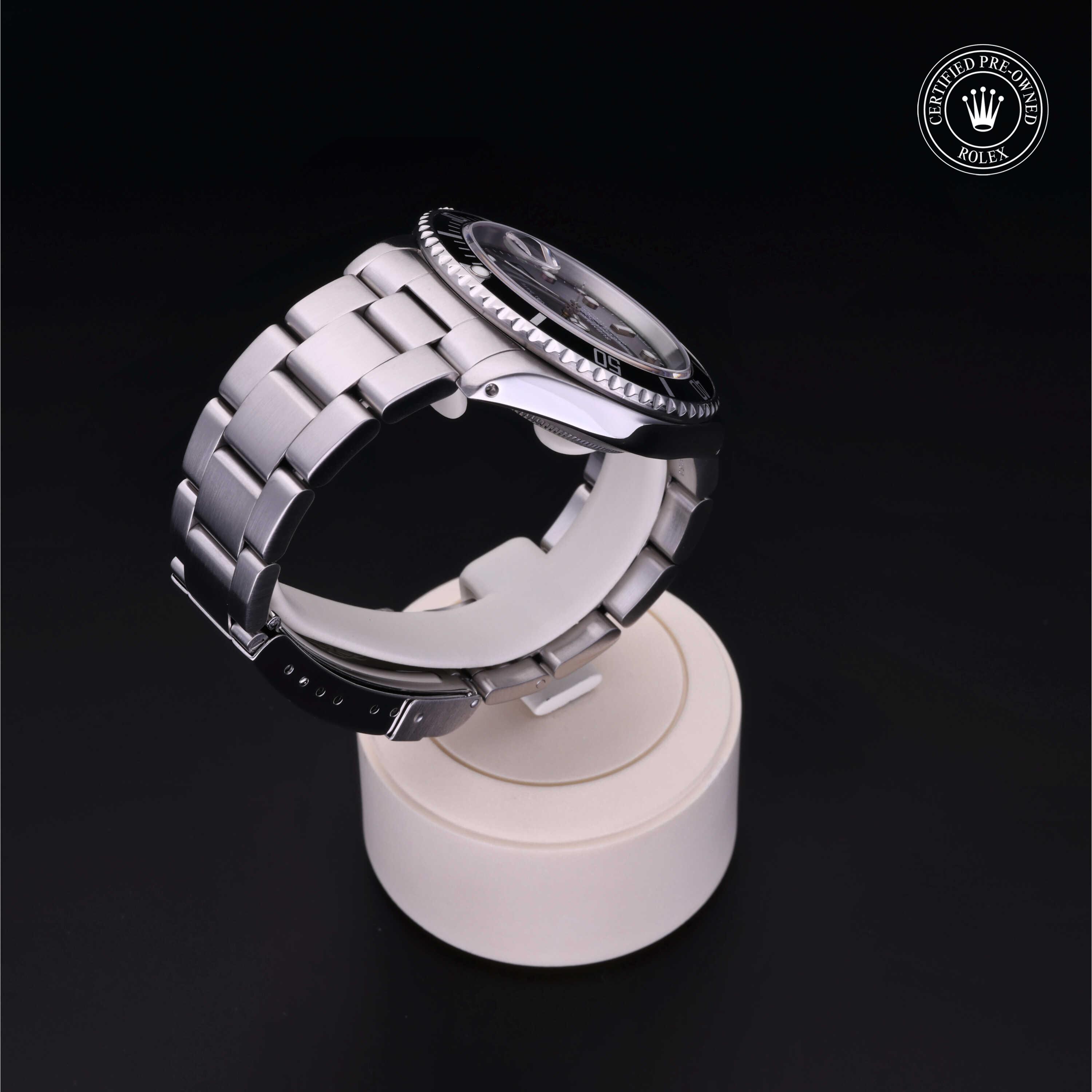 Oyster Perpetual Submariner Date