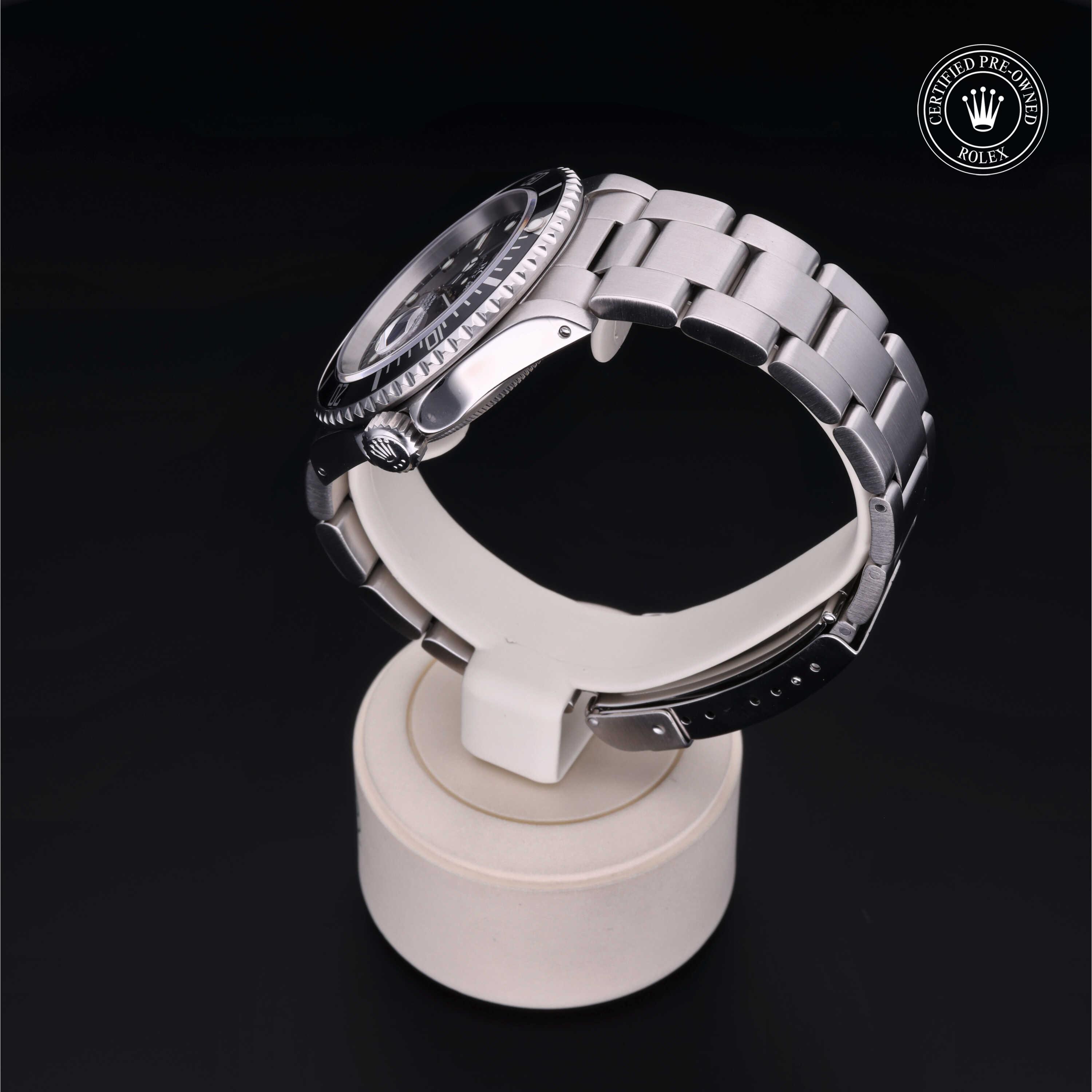 Oyster Perpetual Submariner Date