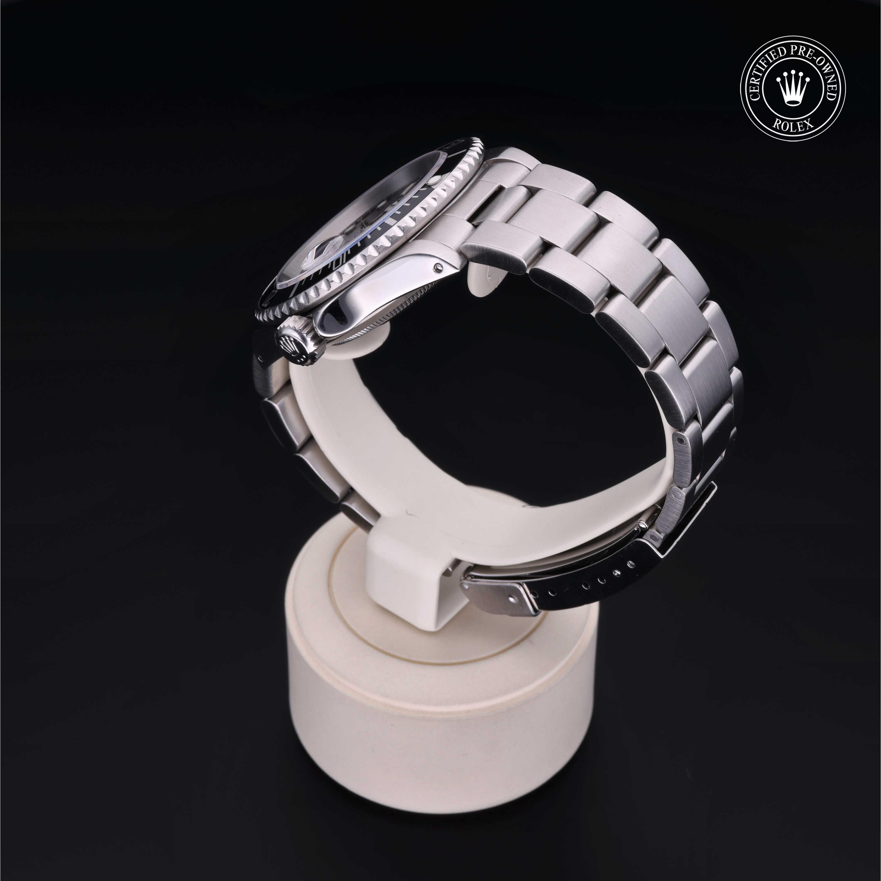 Oyster Perpetual Submariner Date
