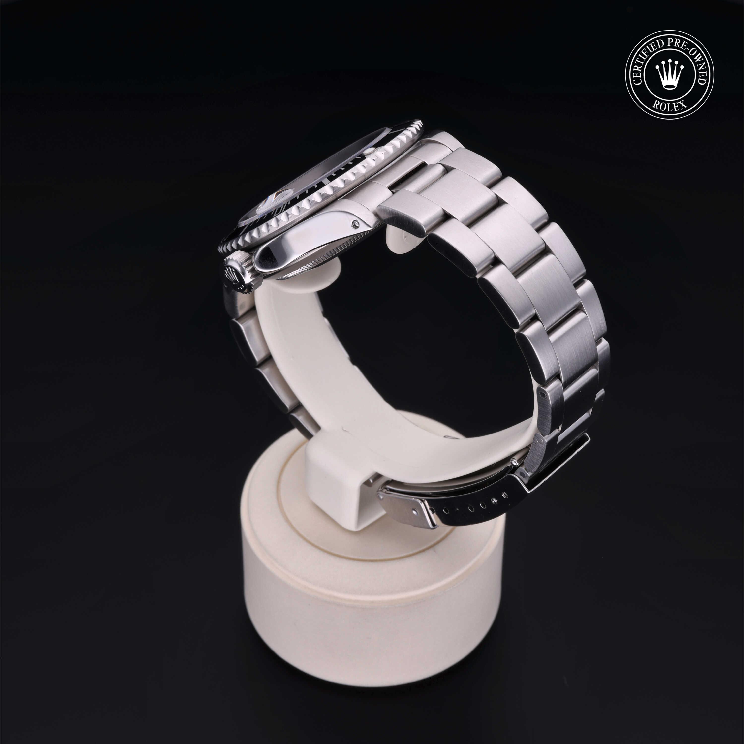 Oyster Perpetual Submariner Date