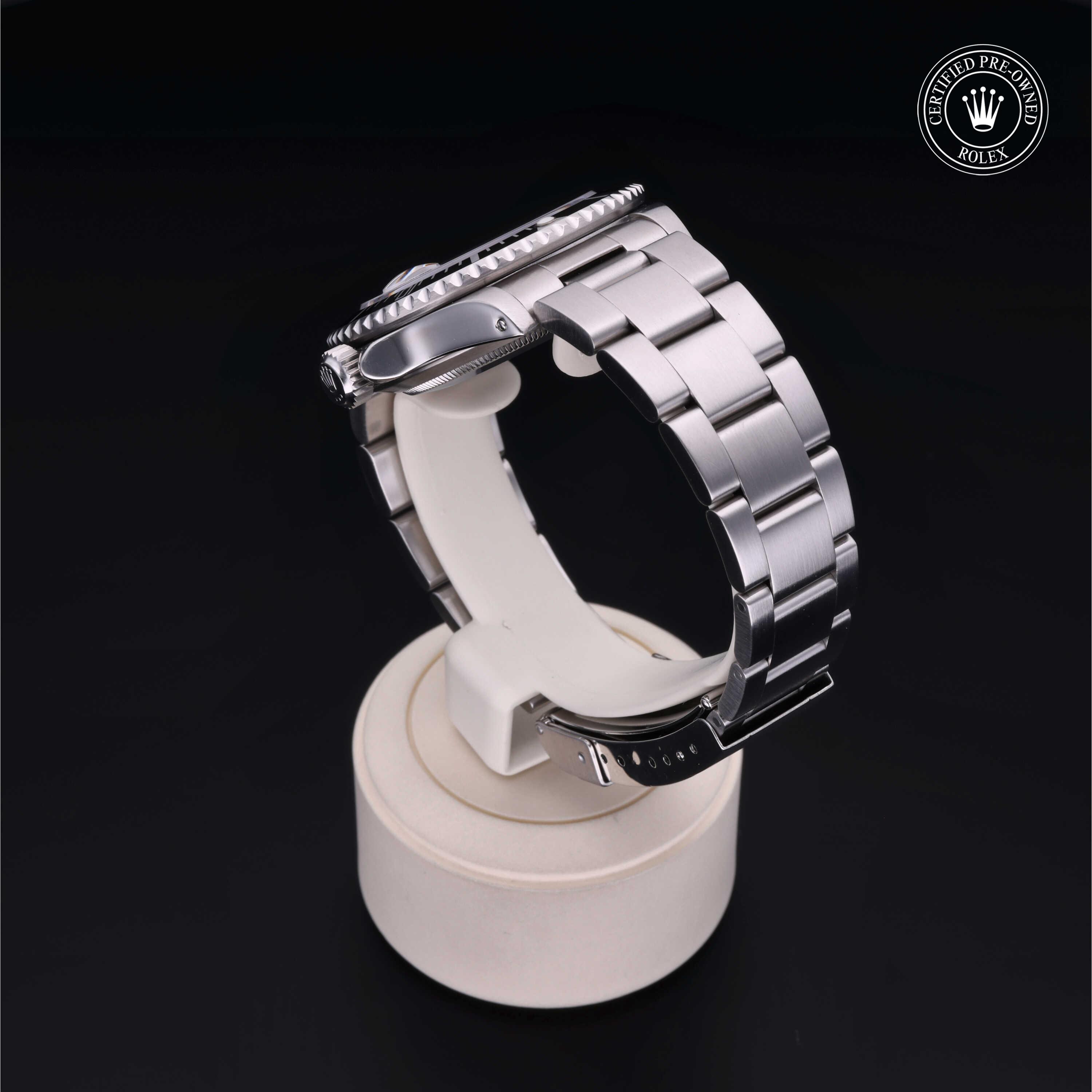 Oyster Perpetual Submariner Date