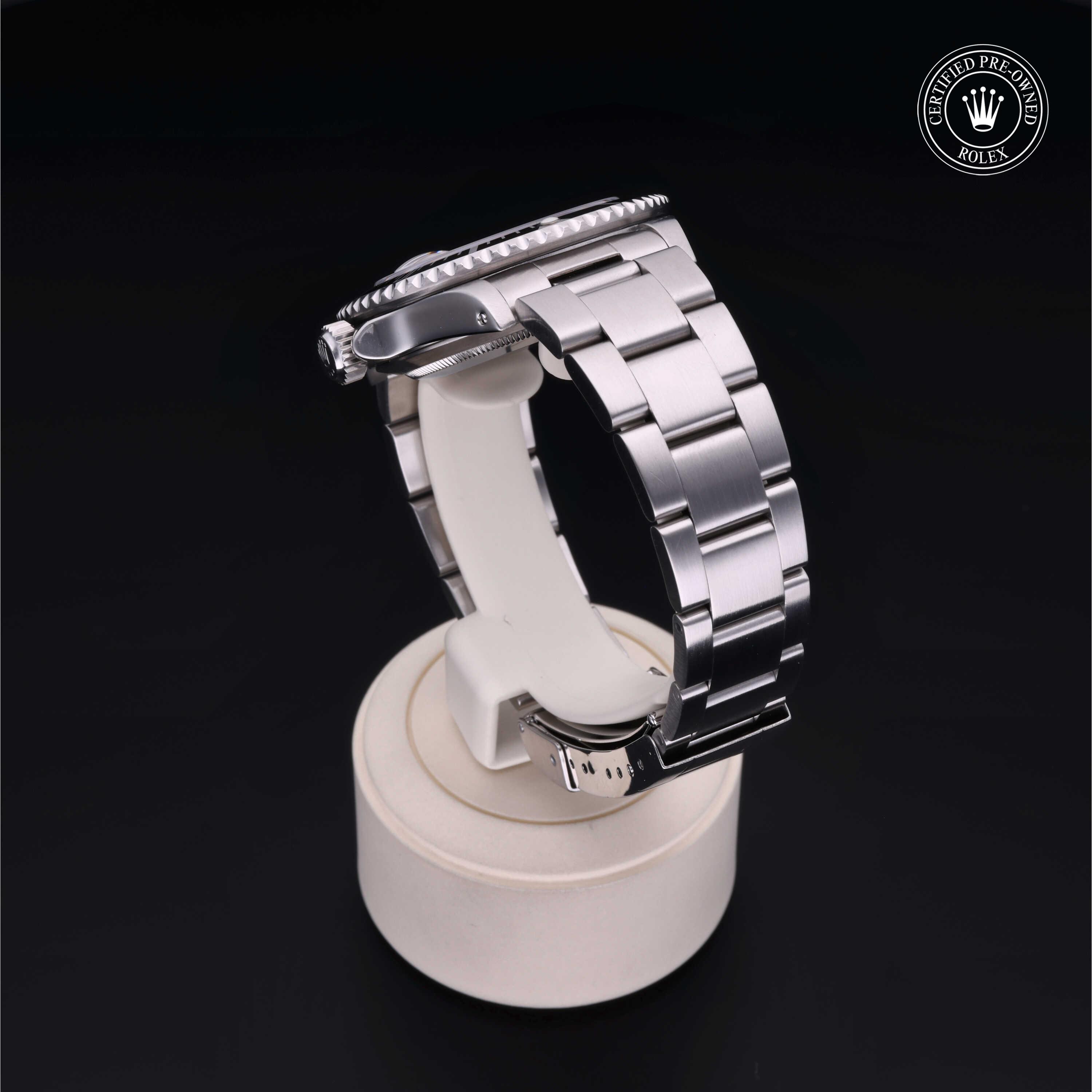 Oyster Perpetual Submariner Date