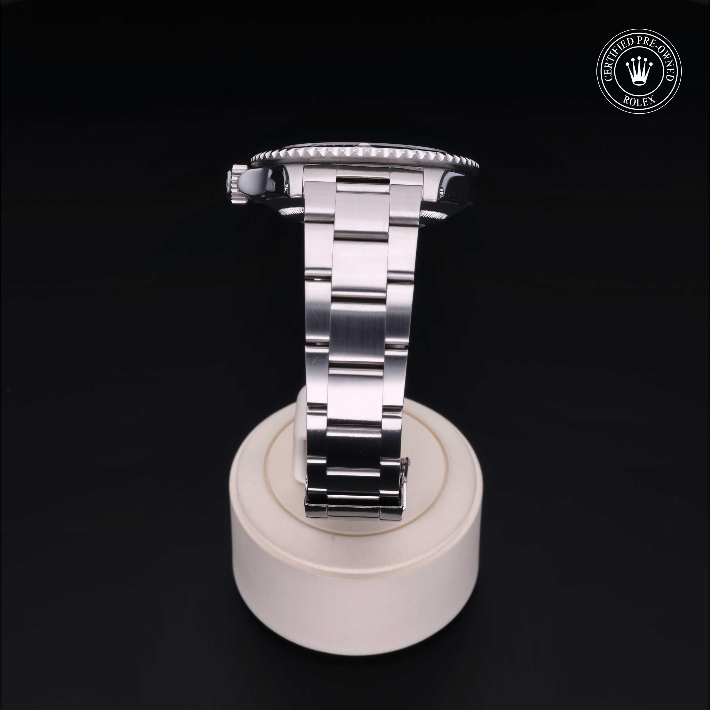 Oyster Perpetual Submariner Date