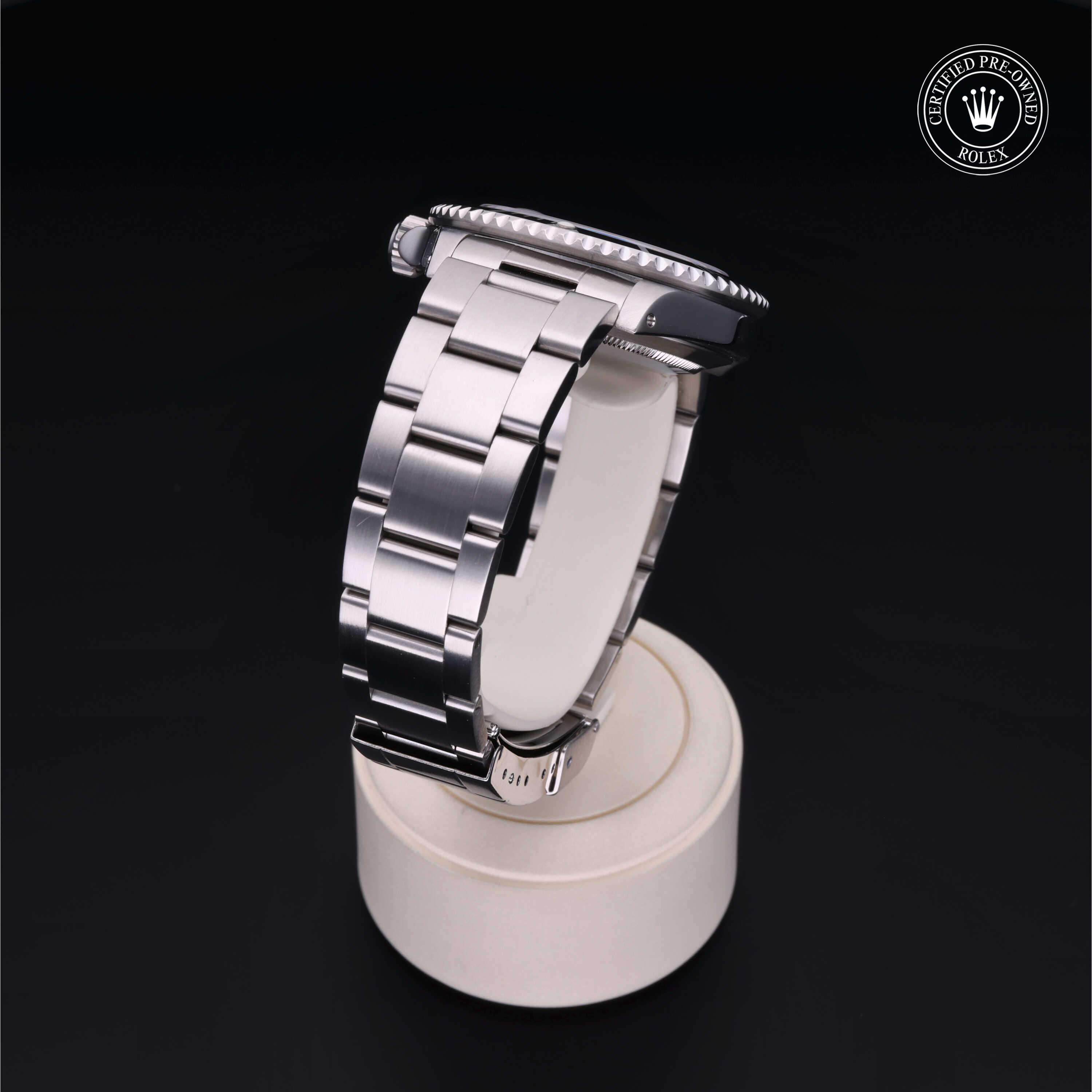Oyster Perpetual Submariner Date