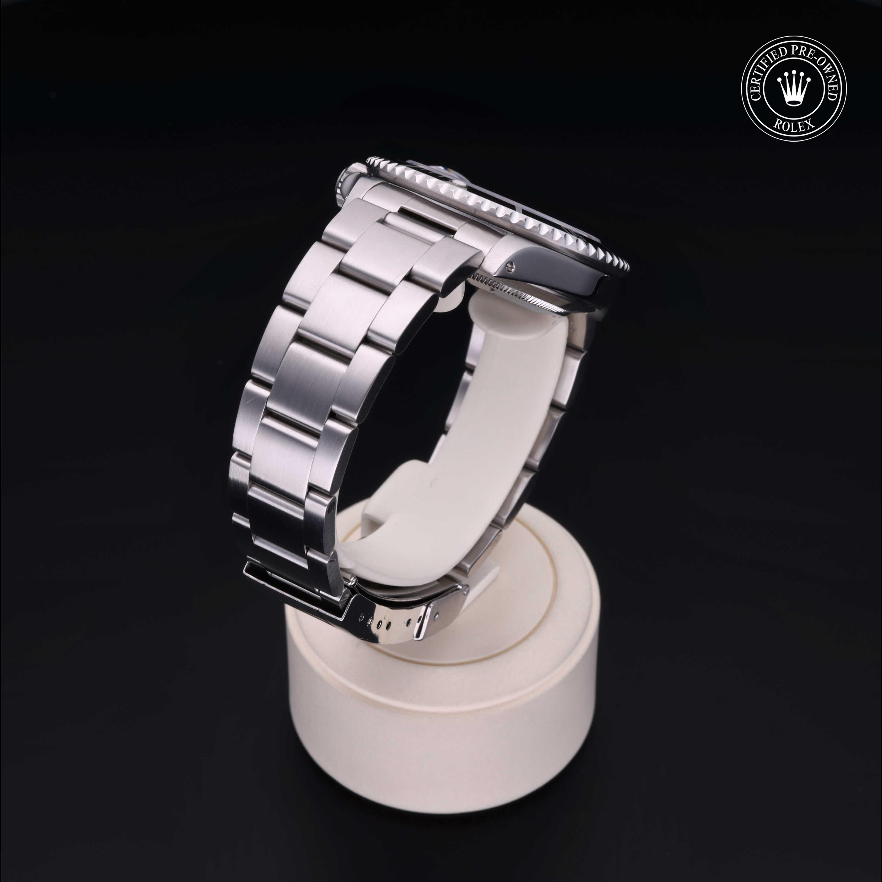 Oyster Perpetual Submariner Date