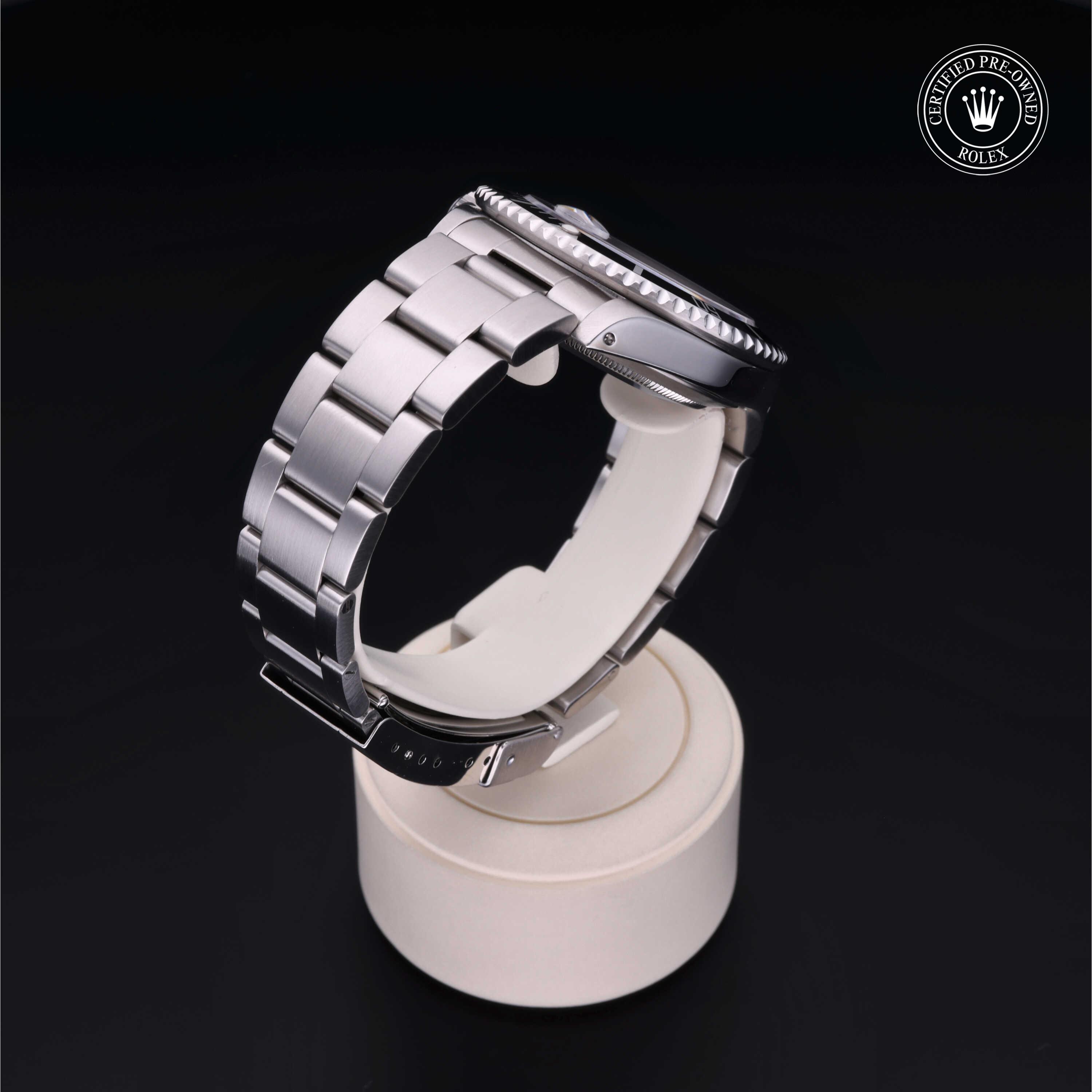 Oyster Perpetual Submariner Date
