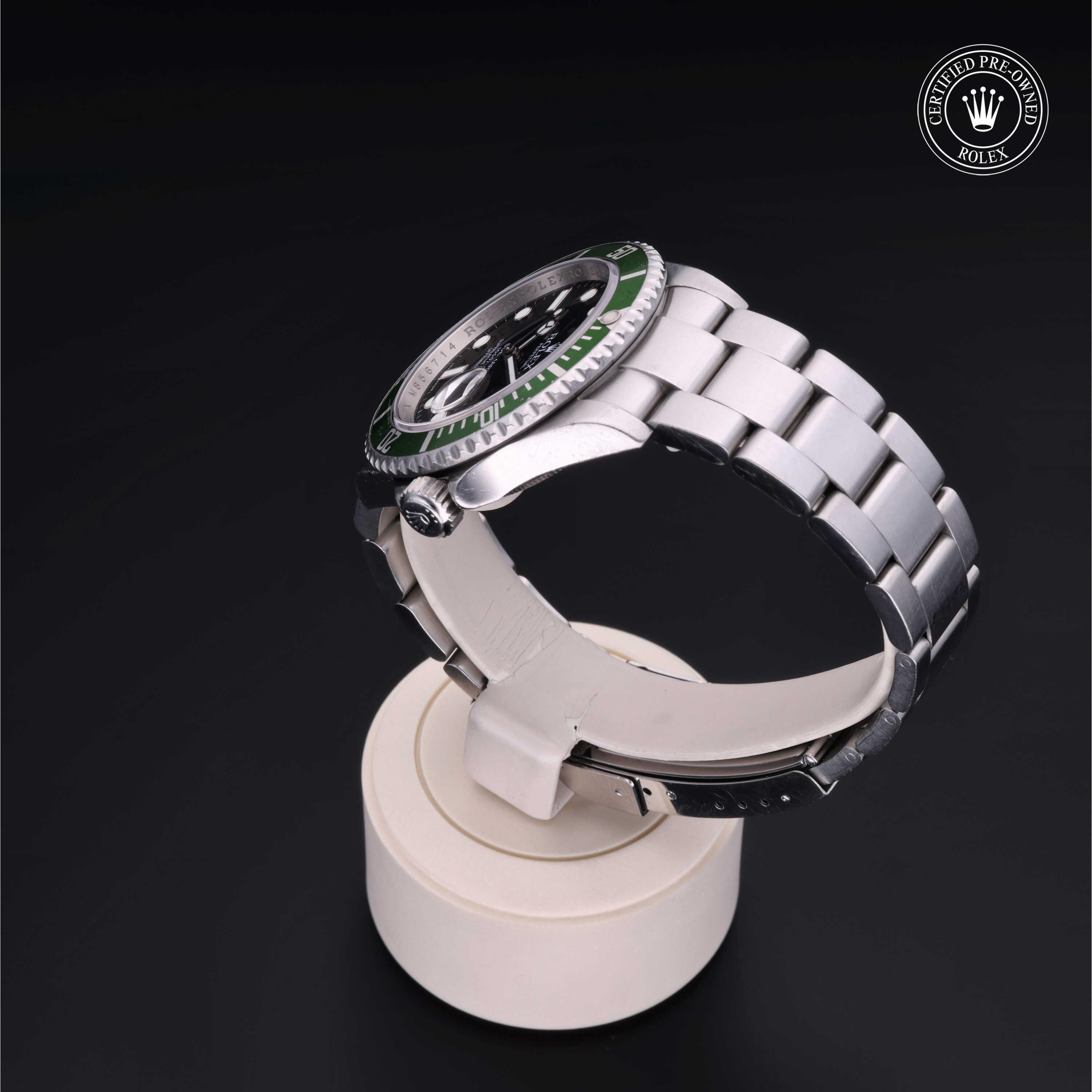 Oyster Perpetual Submariner Date