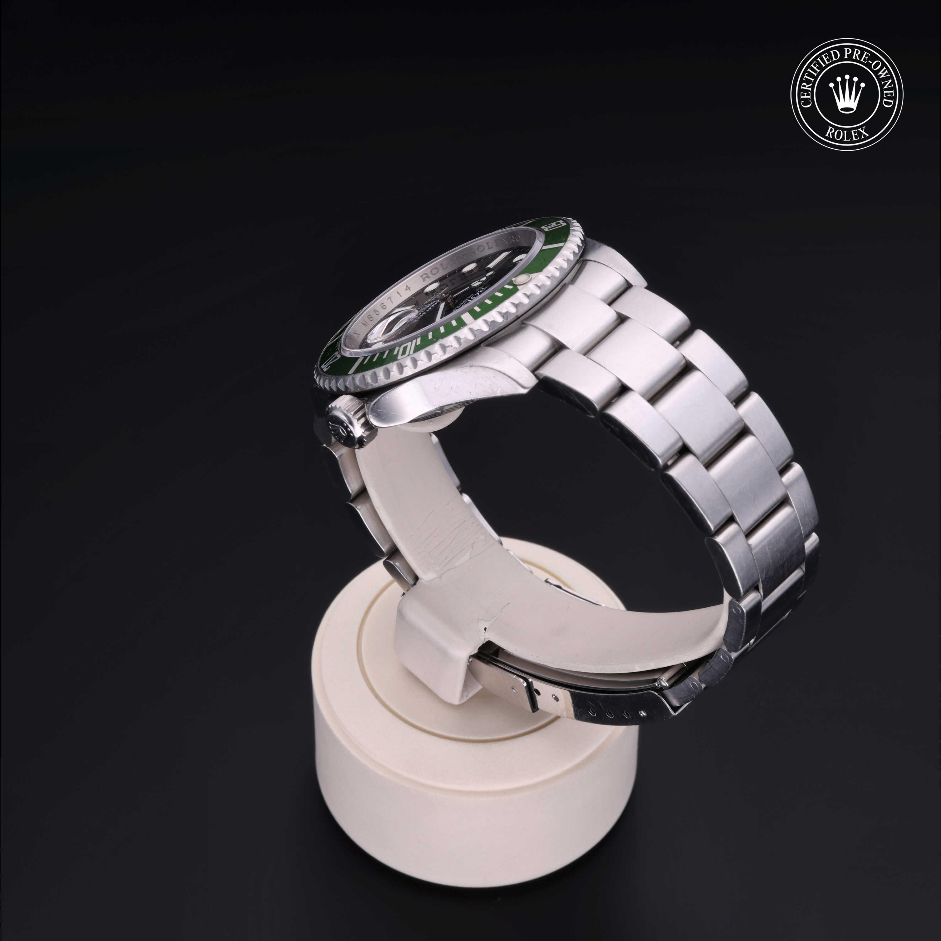 Oyster Perpetual Submariner Date