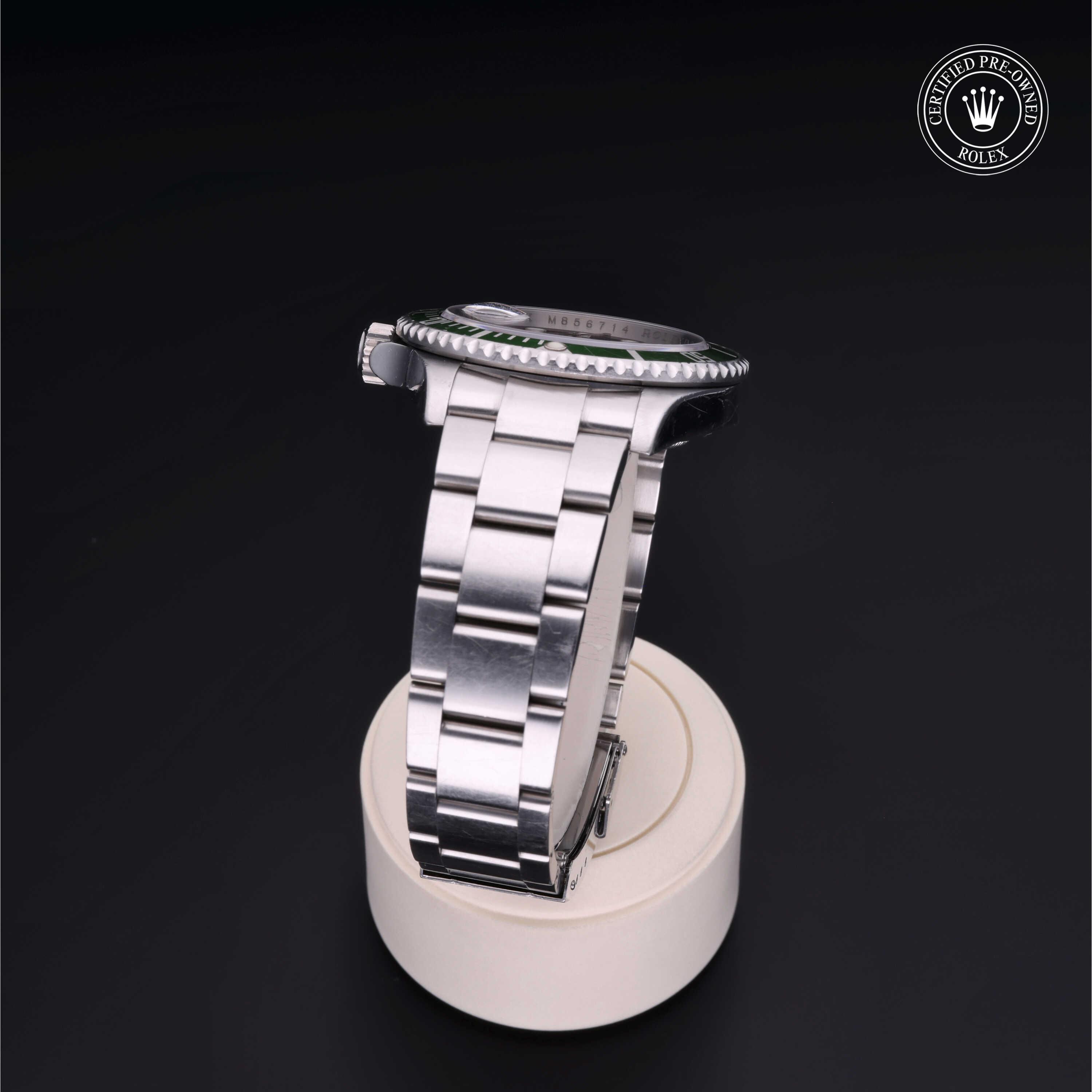 Oyster Perpetual Submariner Date