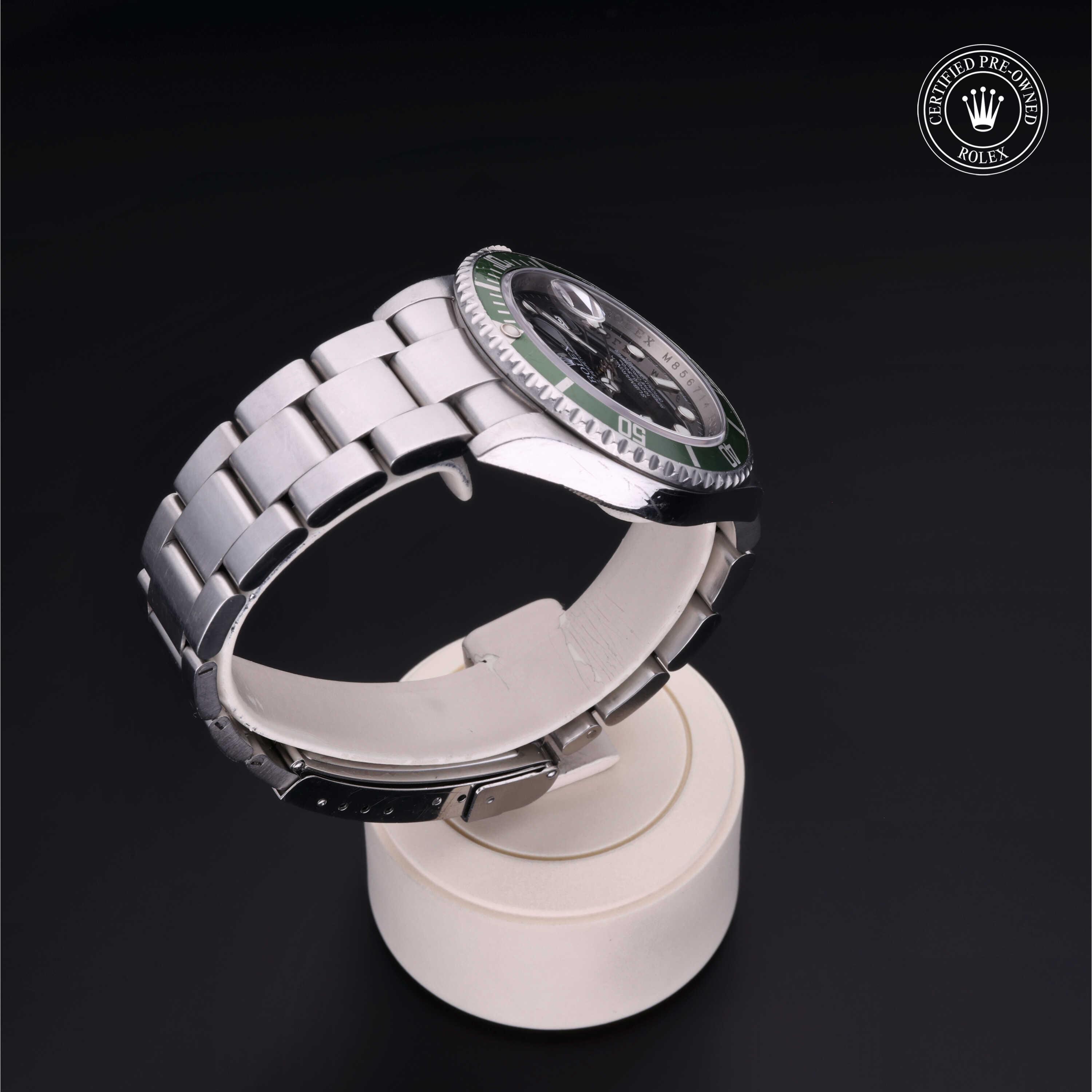 Oyster Perpetual Submariner Date