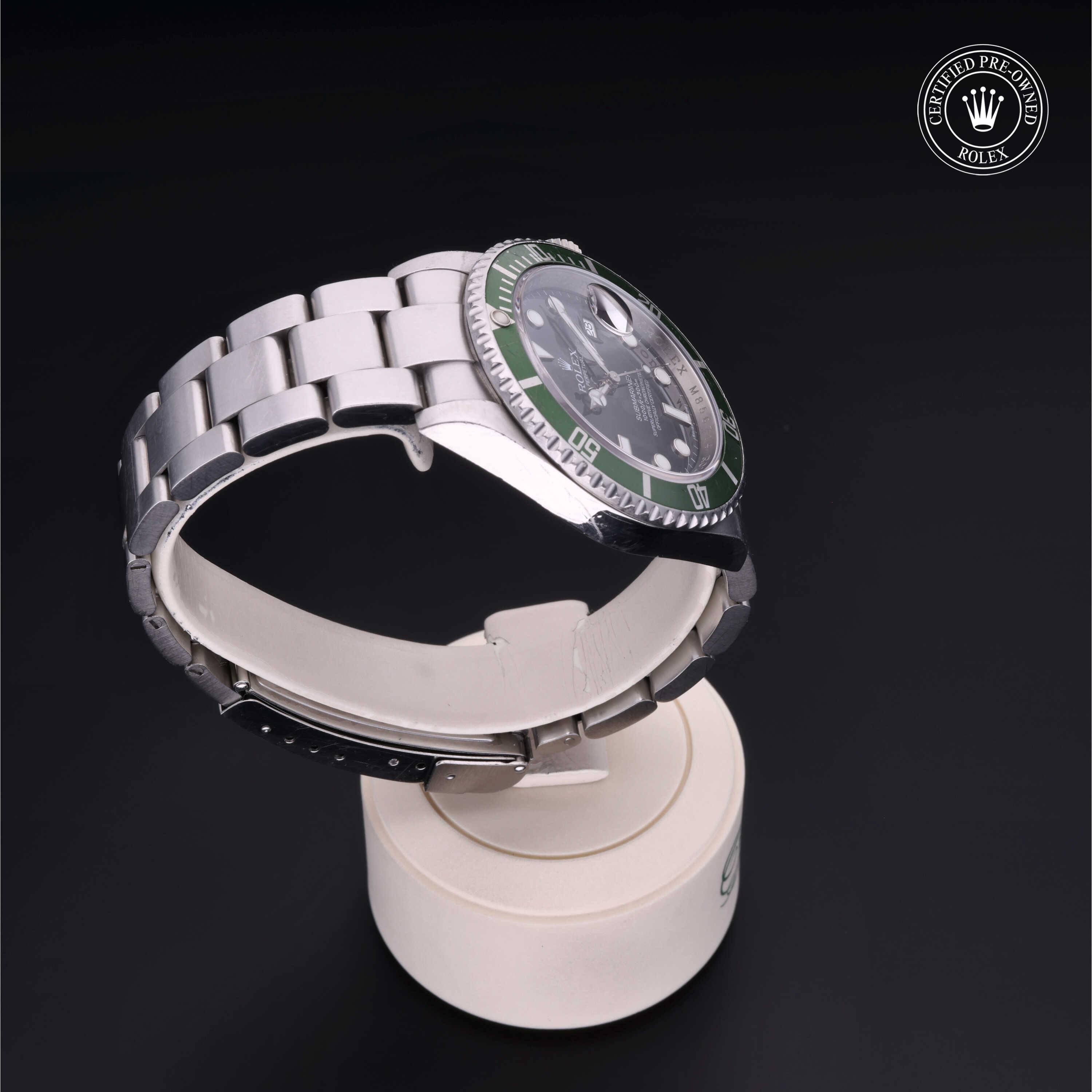 Oyster Perpetual Submariner Date