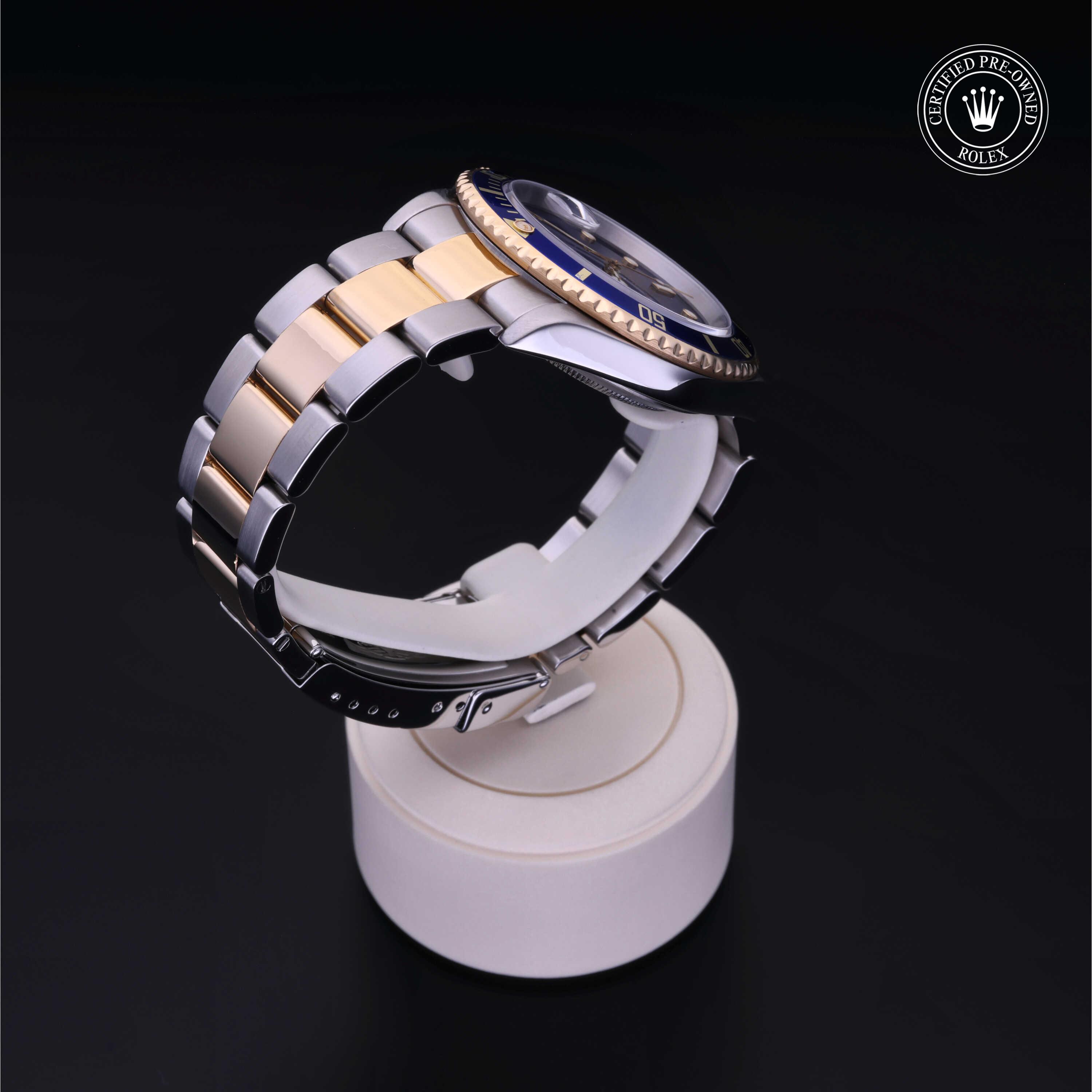 Oyster Perpetual Submariner Date