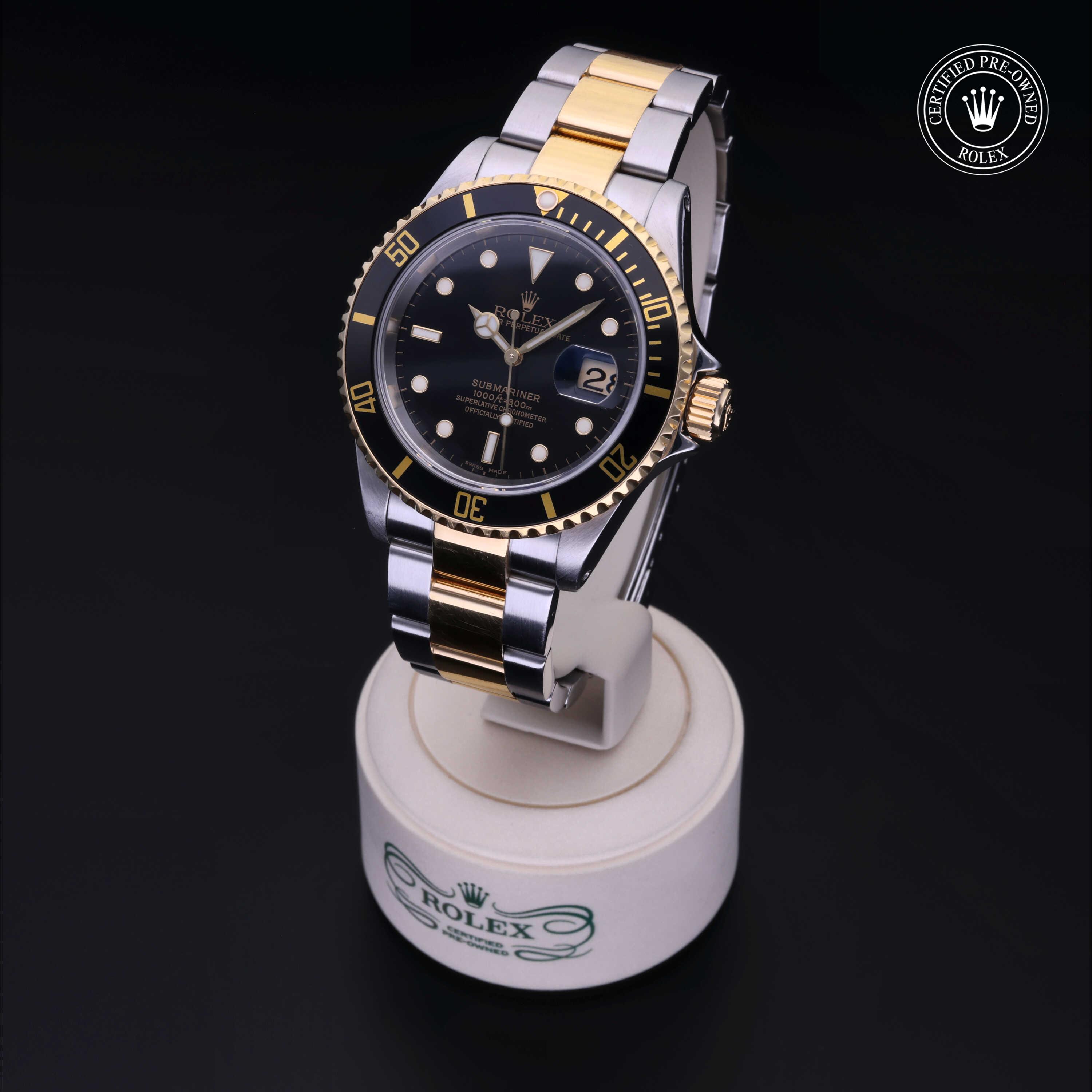 Oyster Perpetual  Submariner Date