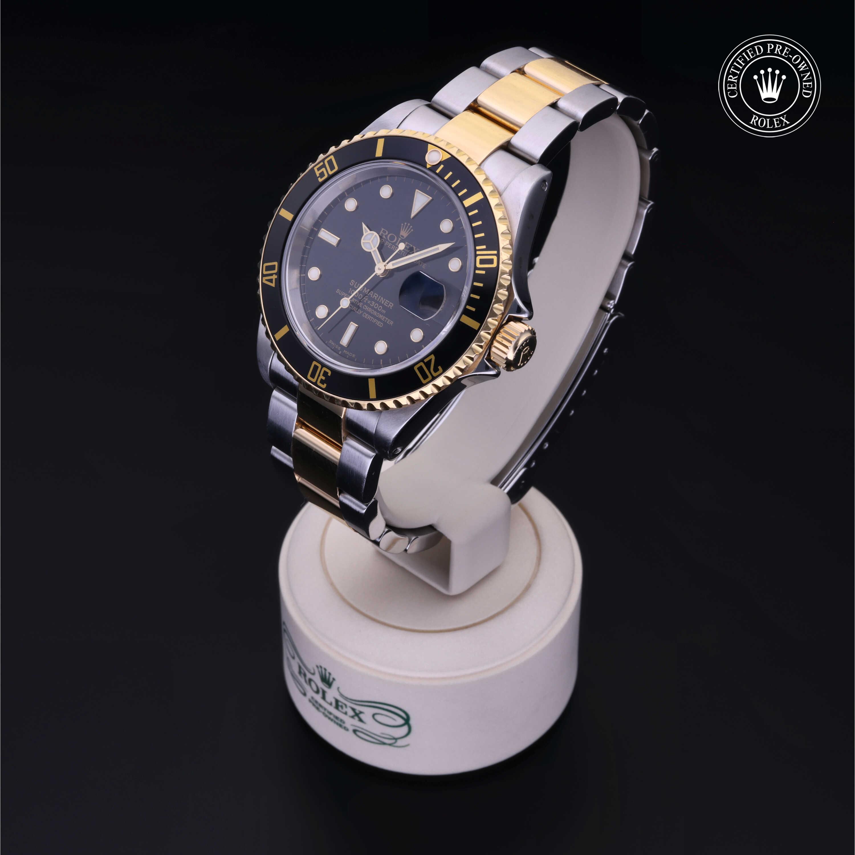Oyster Perpetual  Submariner Date