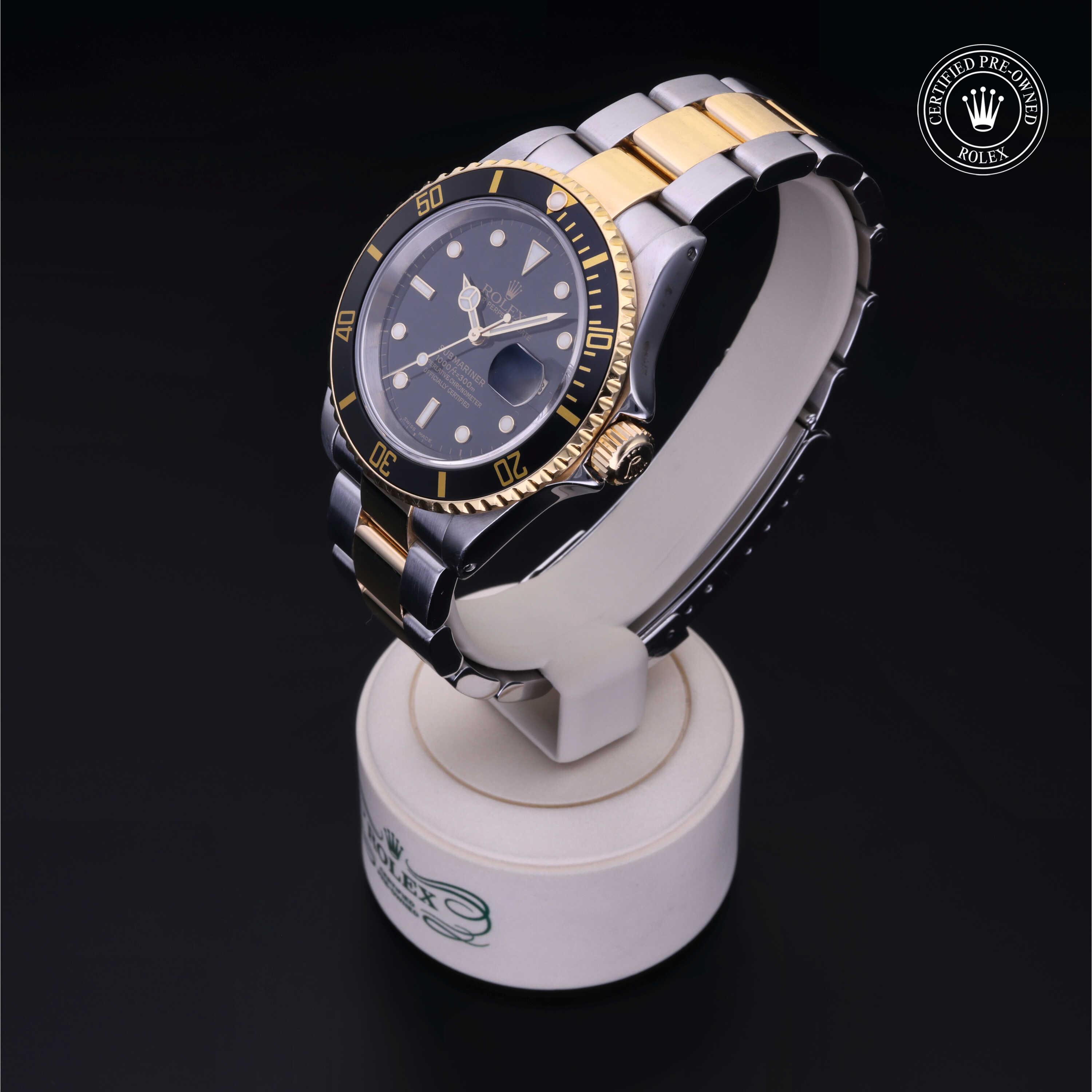 Oyster Perpetual  Submariner Date