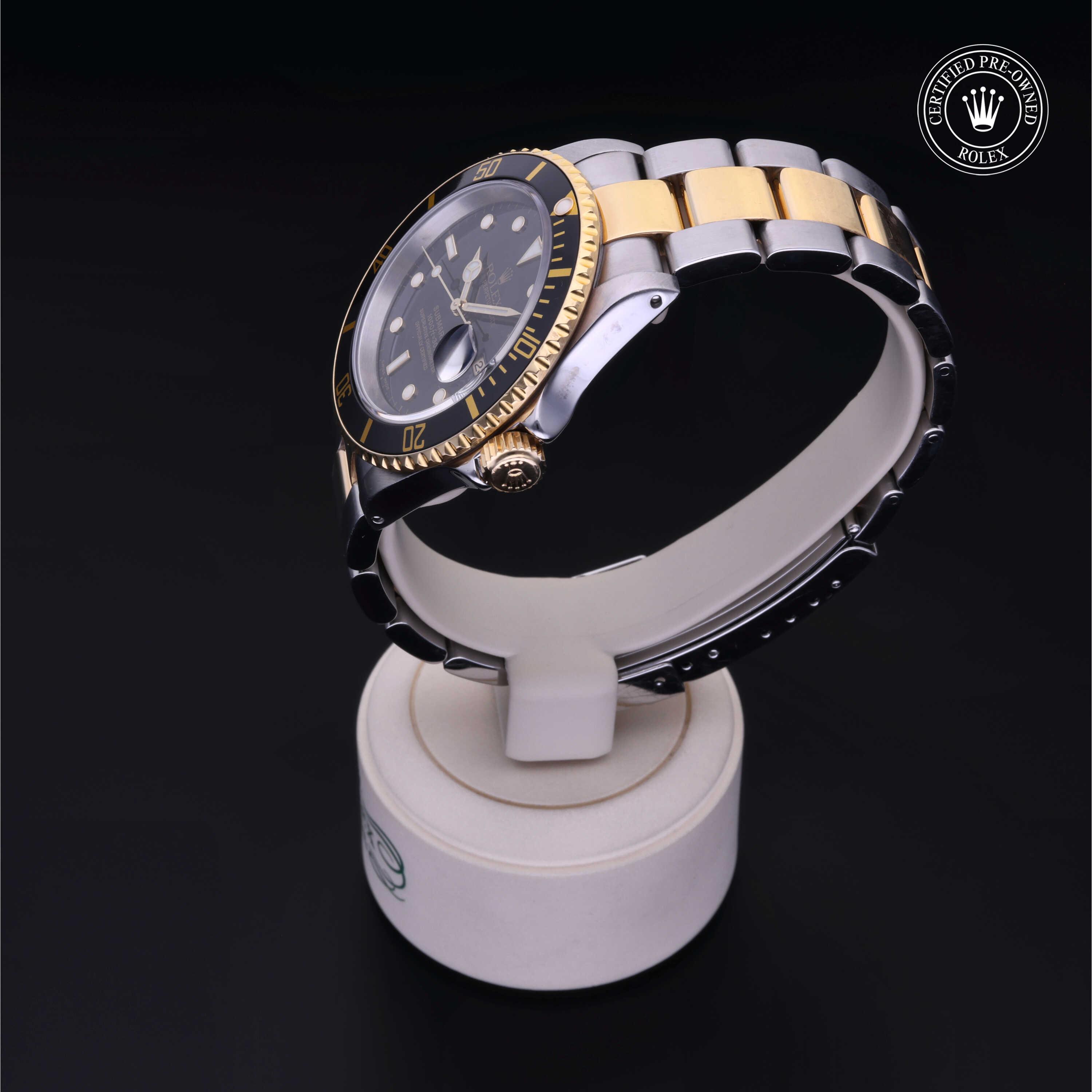 Oyster Perpetual  Submariner Date