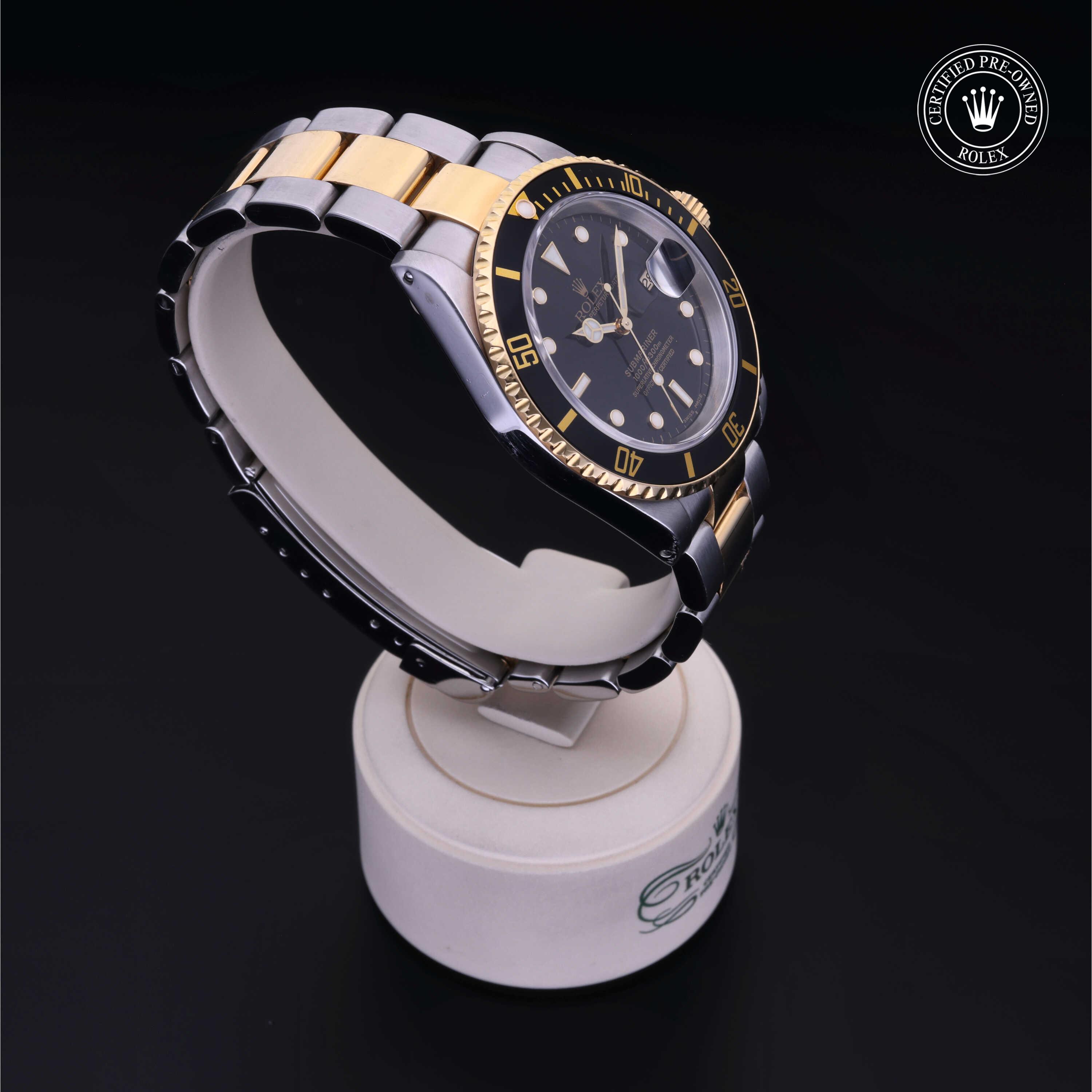 Oyster Perpetual  Submariner Date