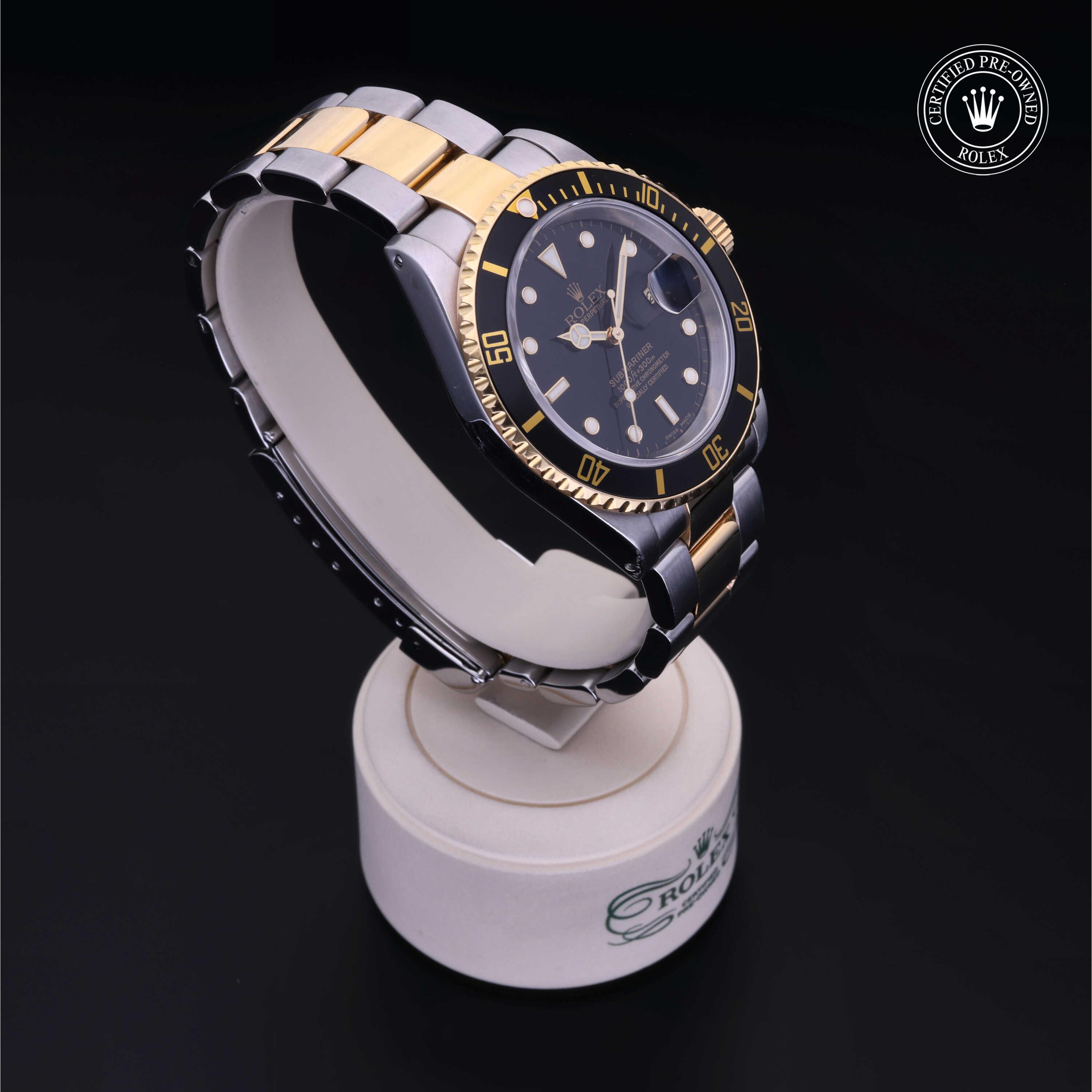 Oyster Perpetual  Submariner Date