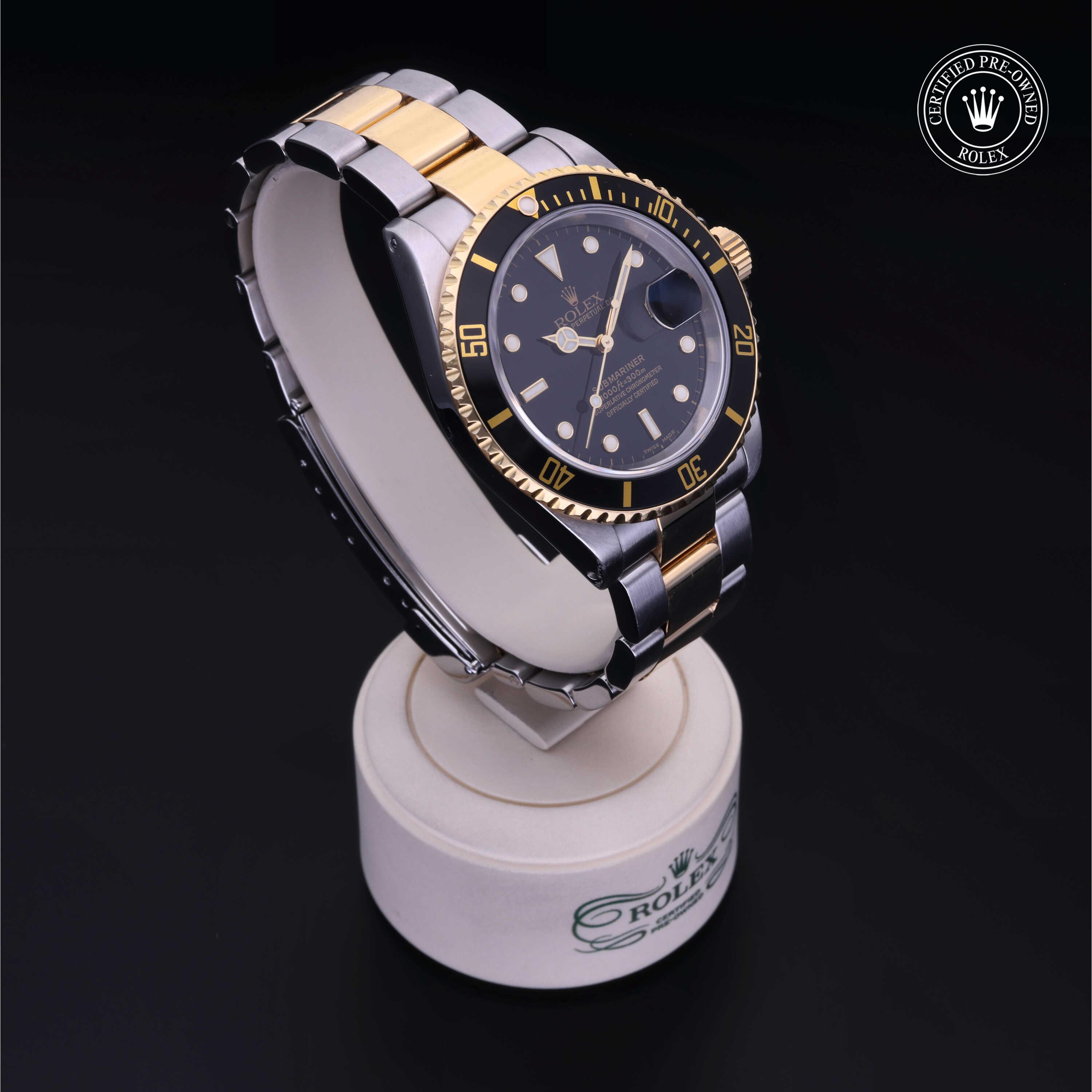 Oyster Perpetual  Submariner Date