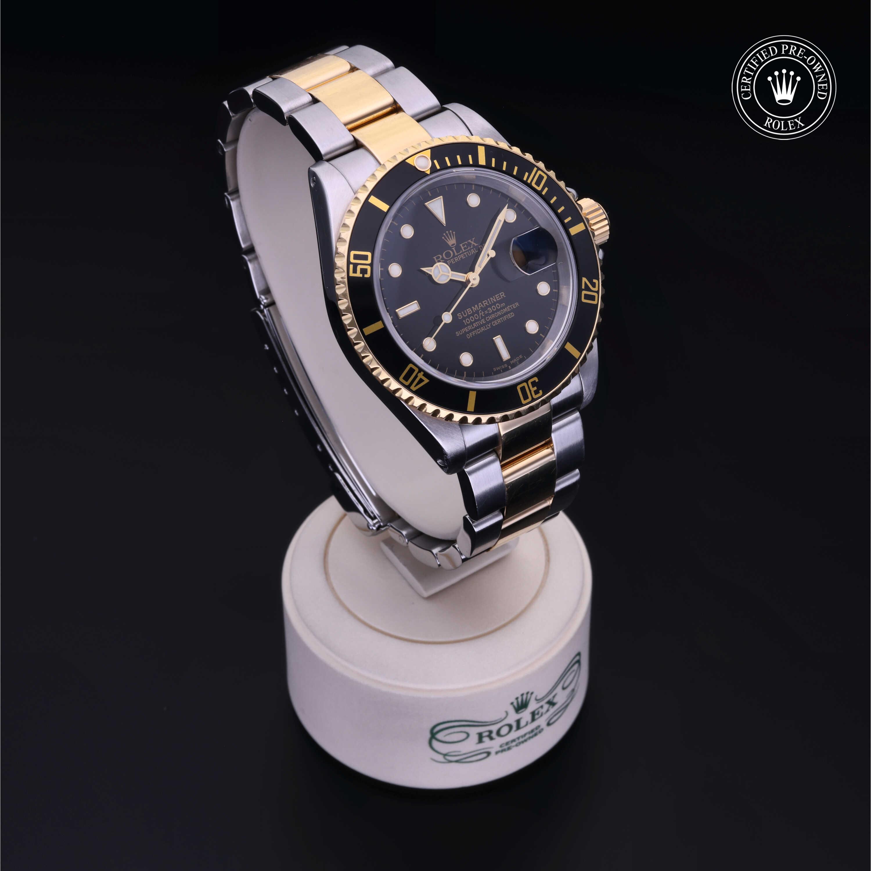 Oyster Perpetual  Submariner Date