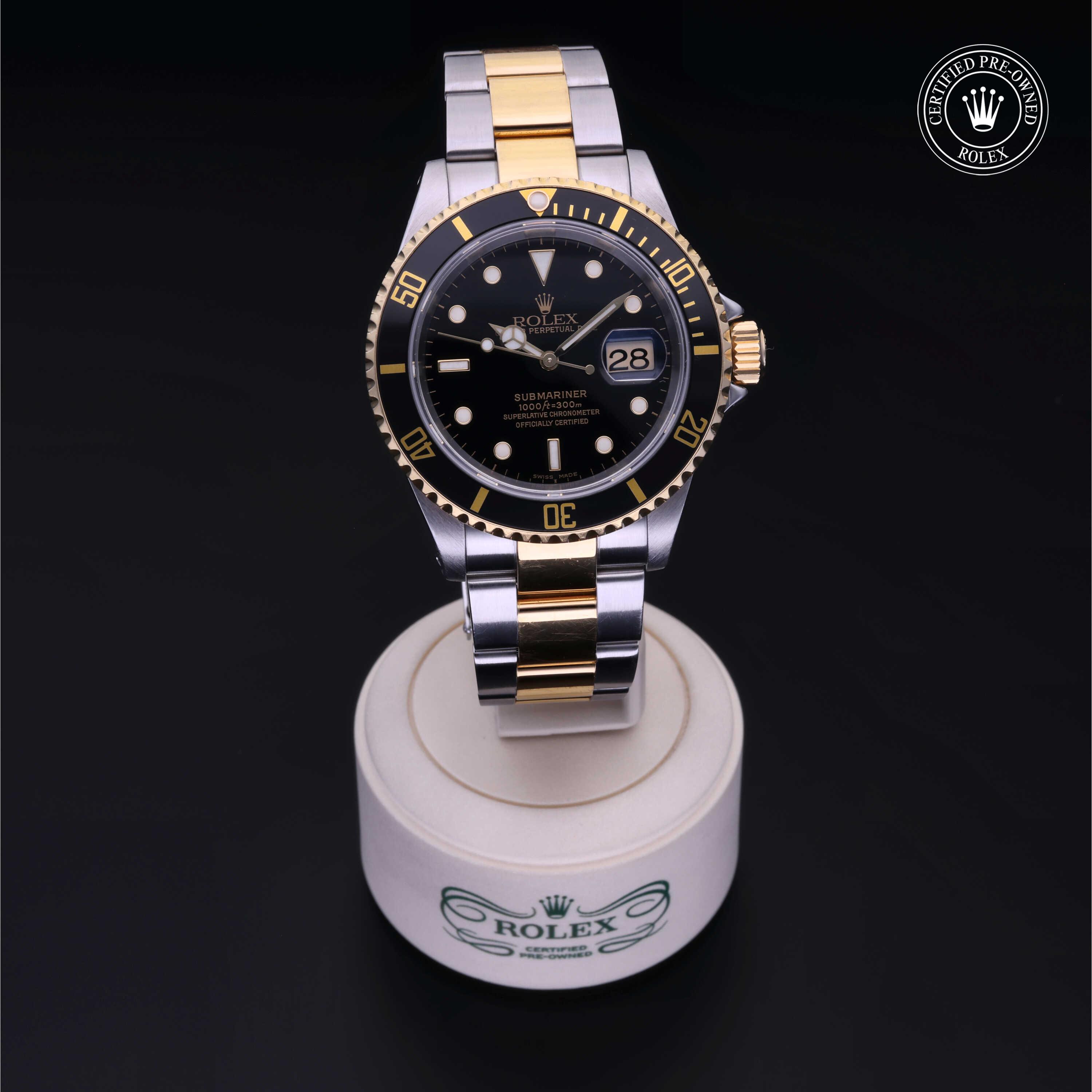 Oyster Perpetual  Submariner Date