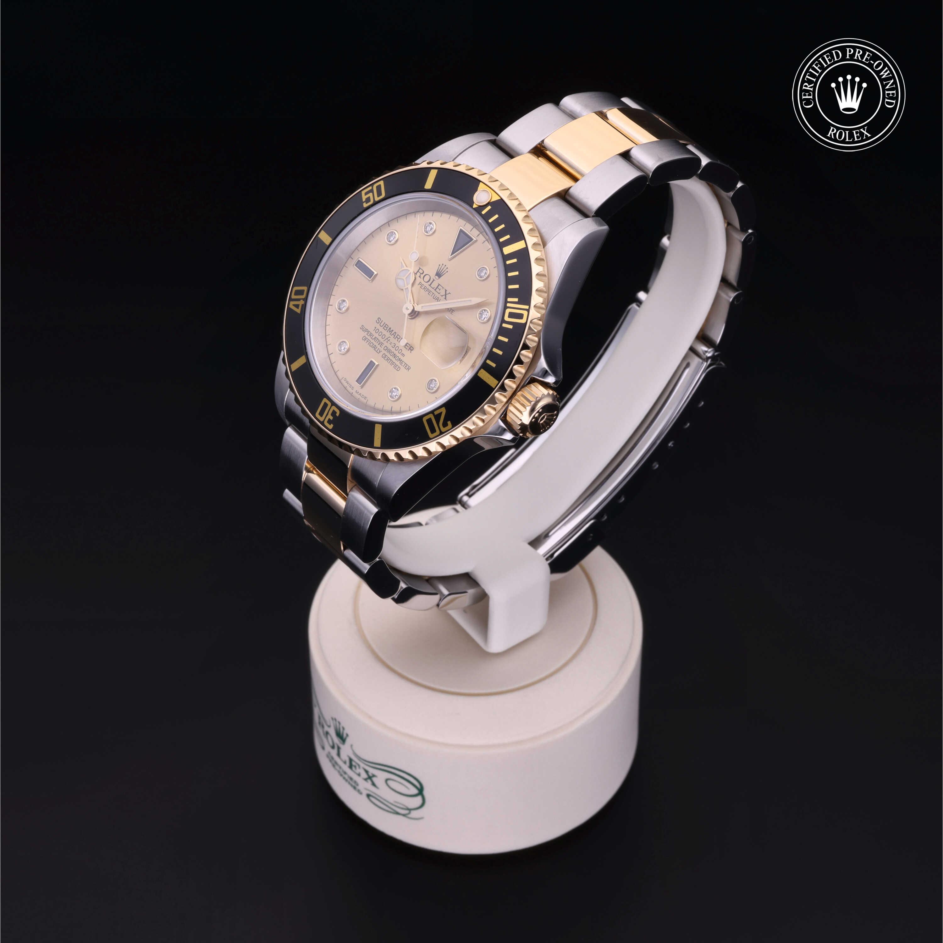 Oyster Perpetual Submariner Date