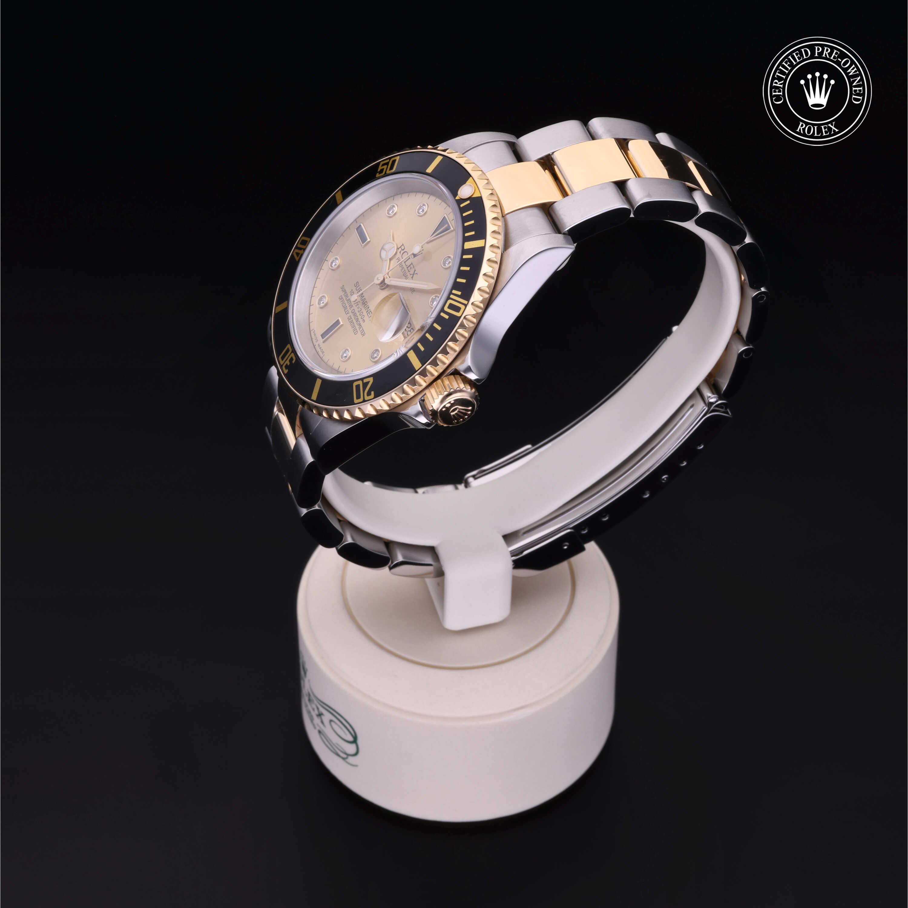 Oyster Perpetual Submariner Date