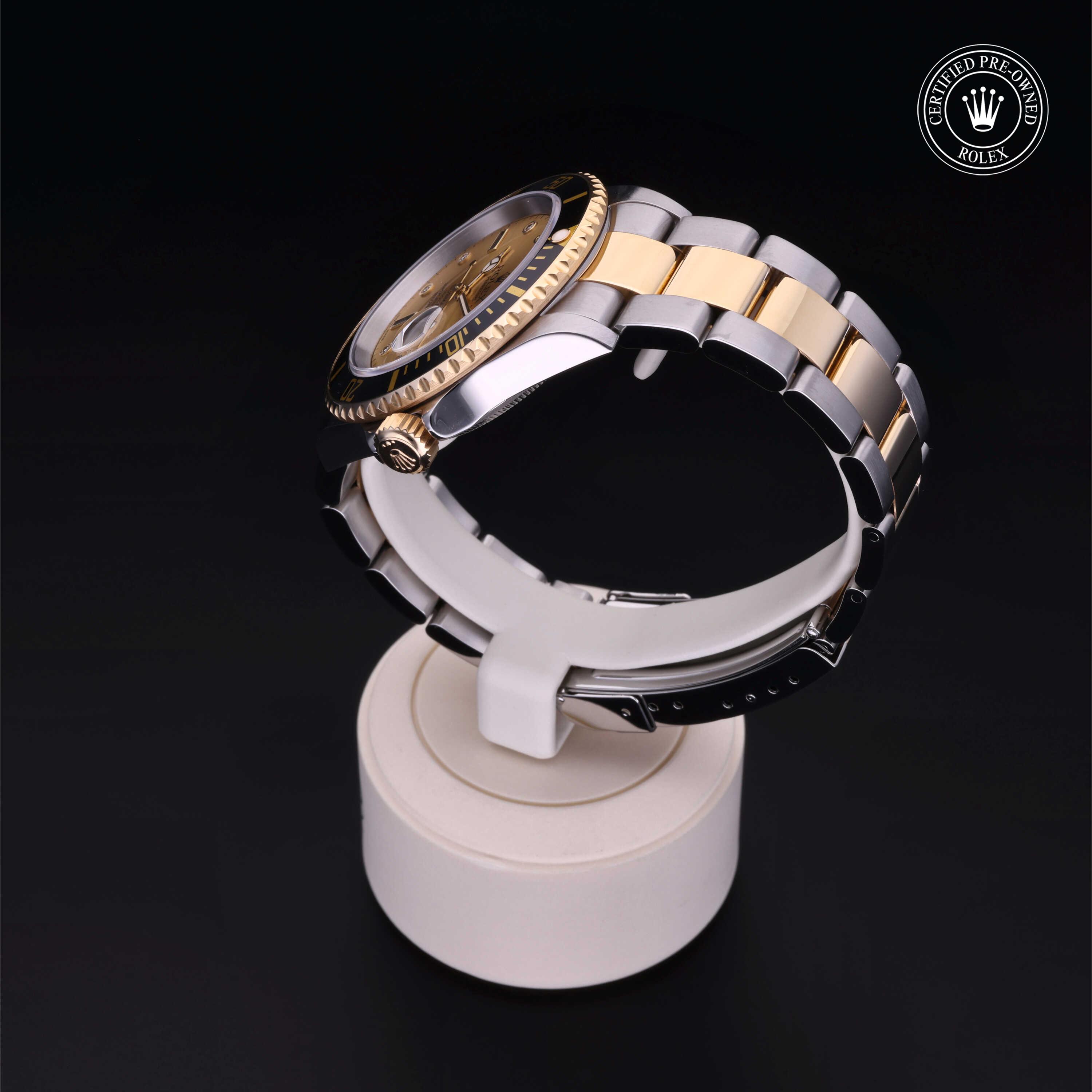 Oyster Perpetual Submariner Date