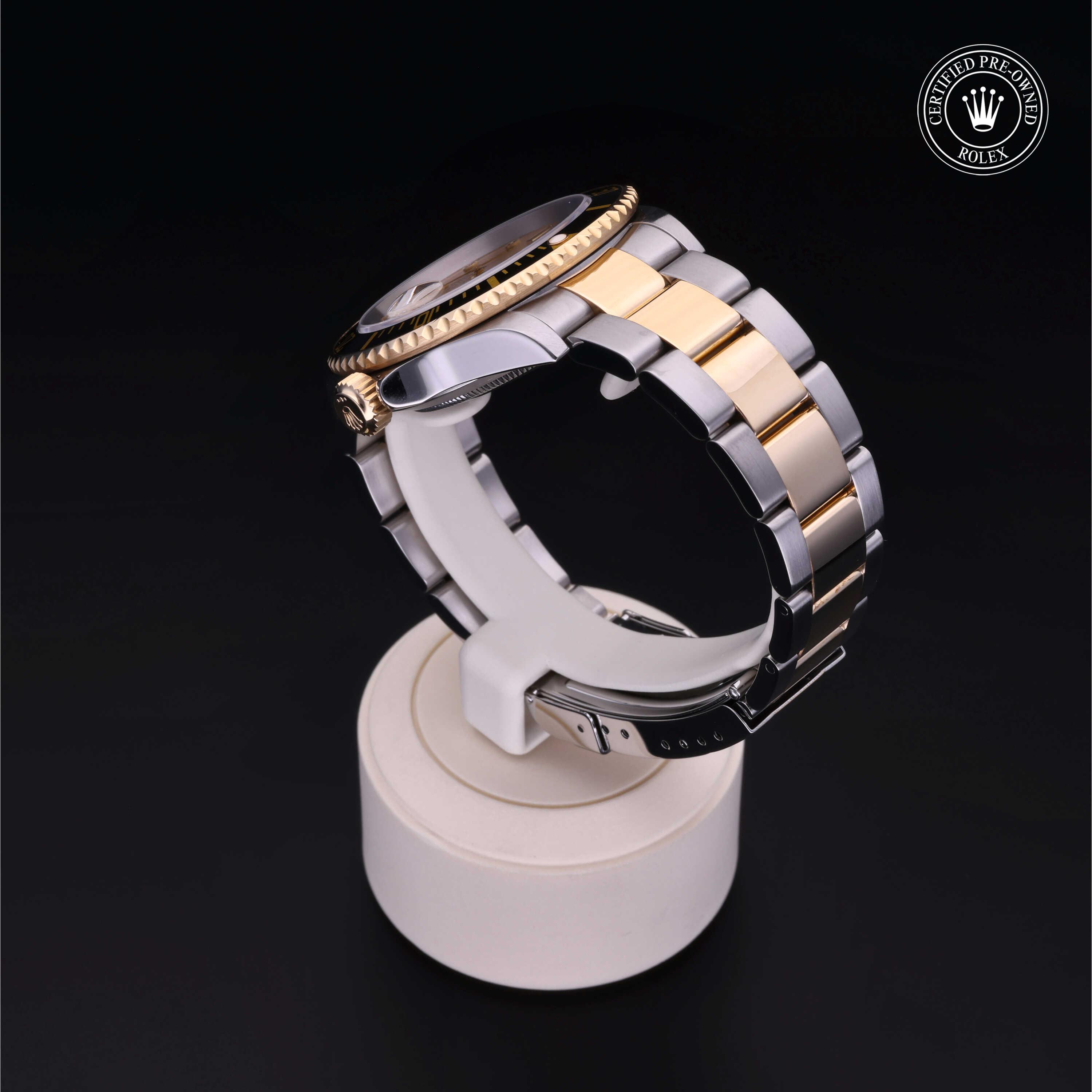 Oyster Perpetual Submariner Date