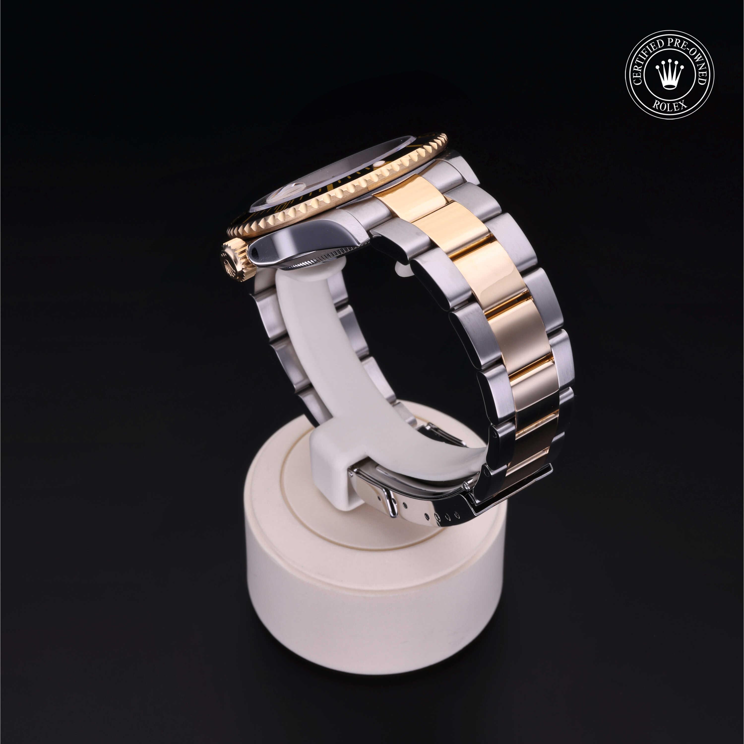 Oyster Perpetual Submariner Date