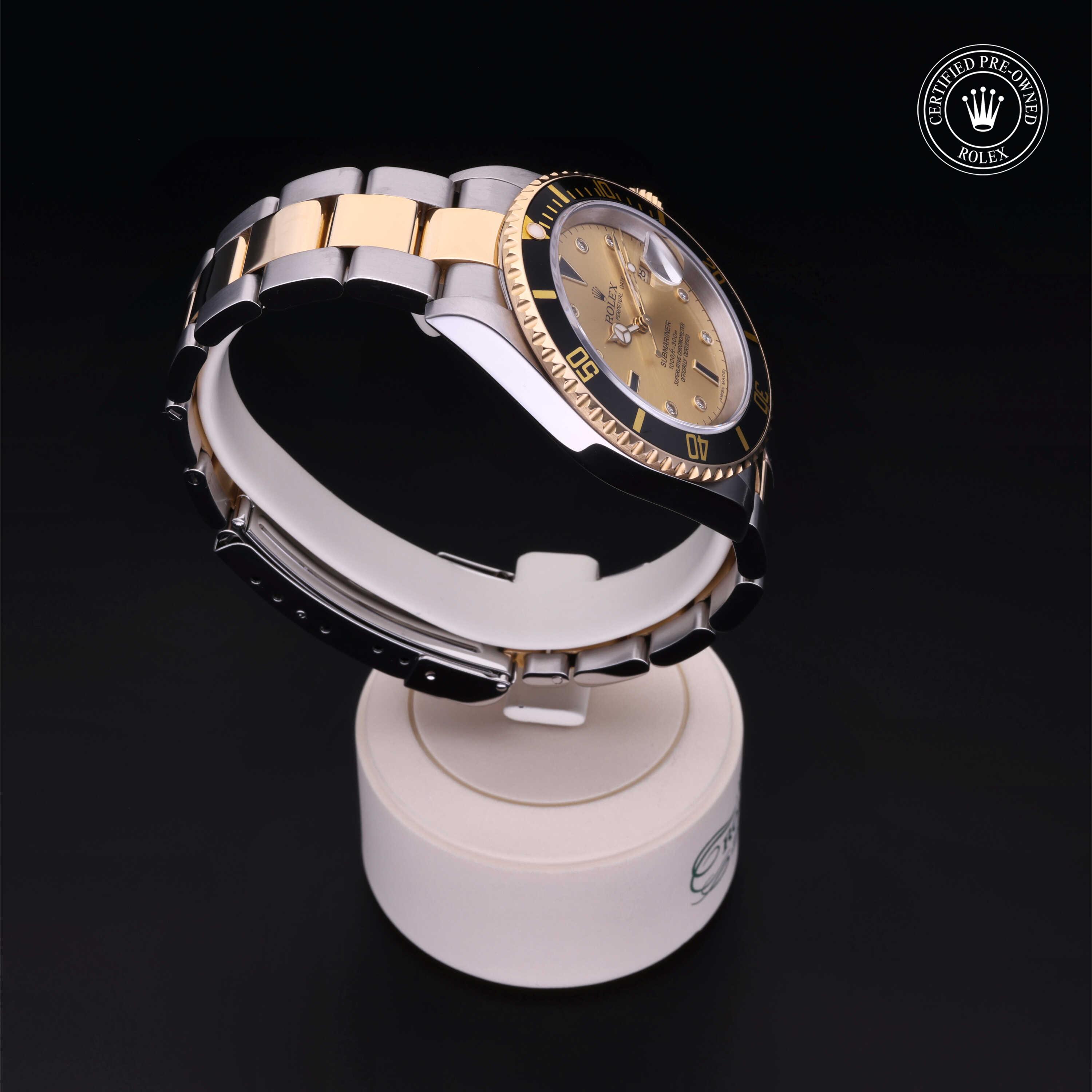 Oyster Perpetual Submariner Date