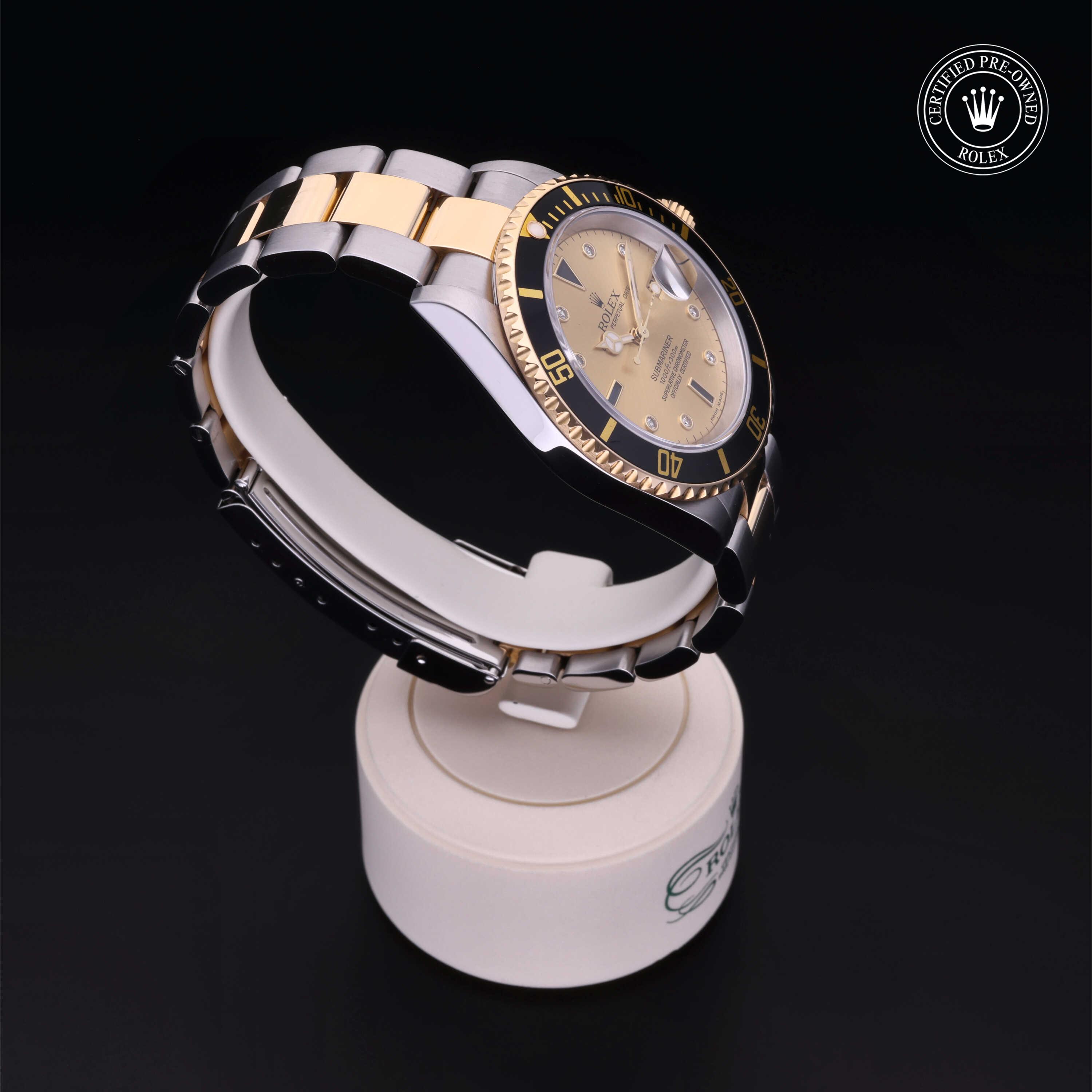 Oyster Perpetual Submariner Date