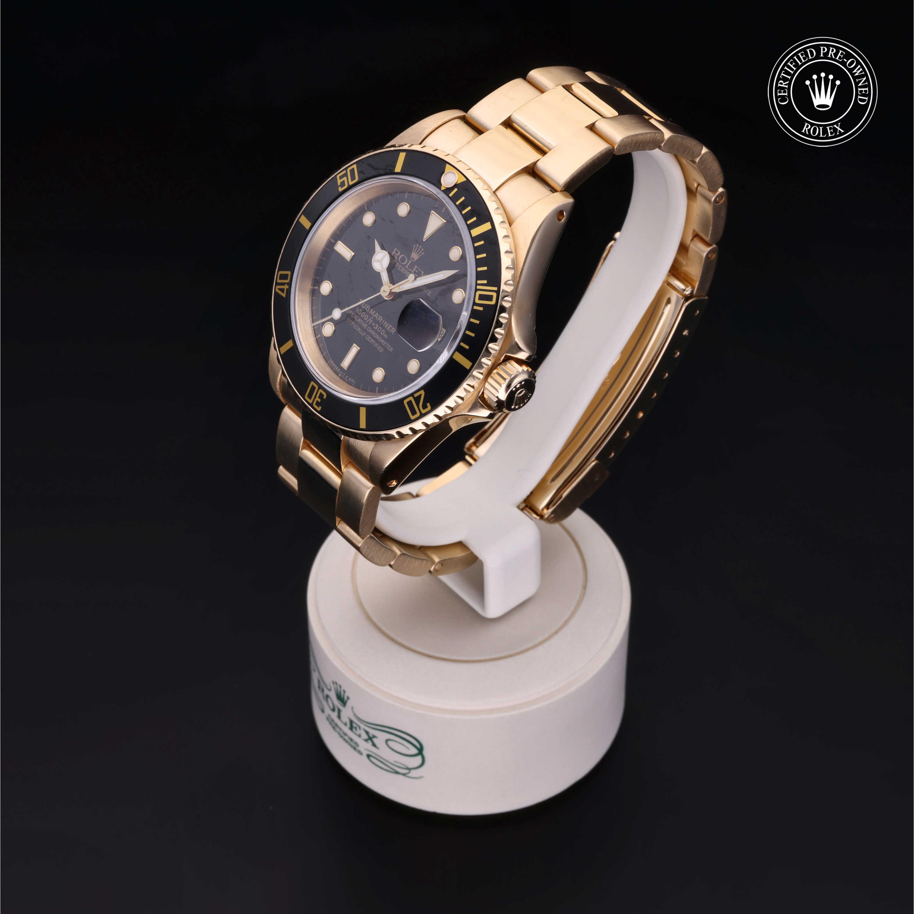 Oyster Perpetual Submariner Date