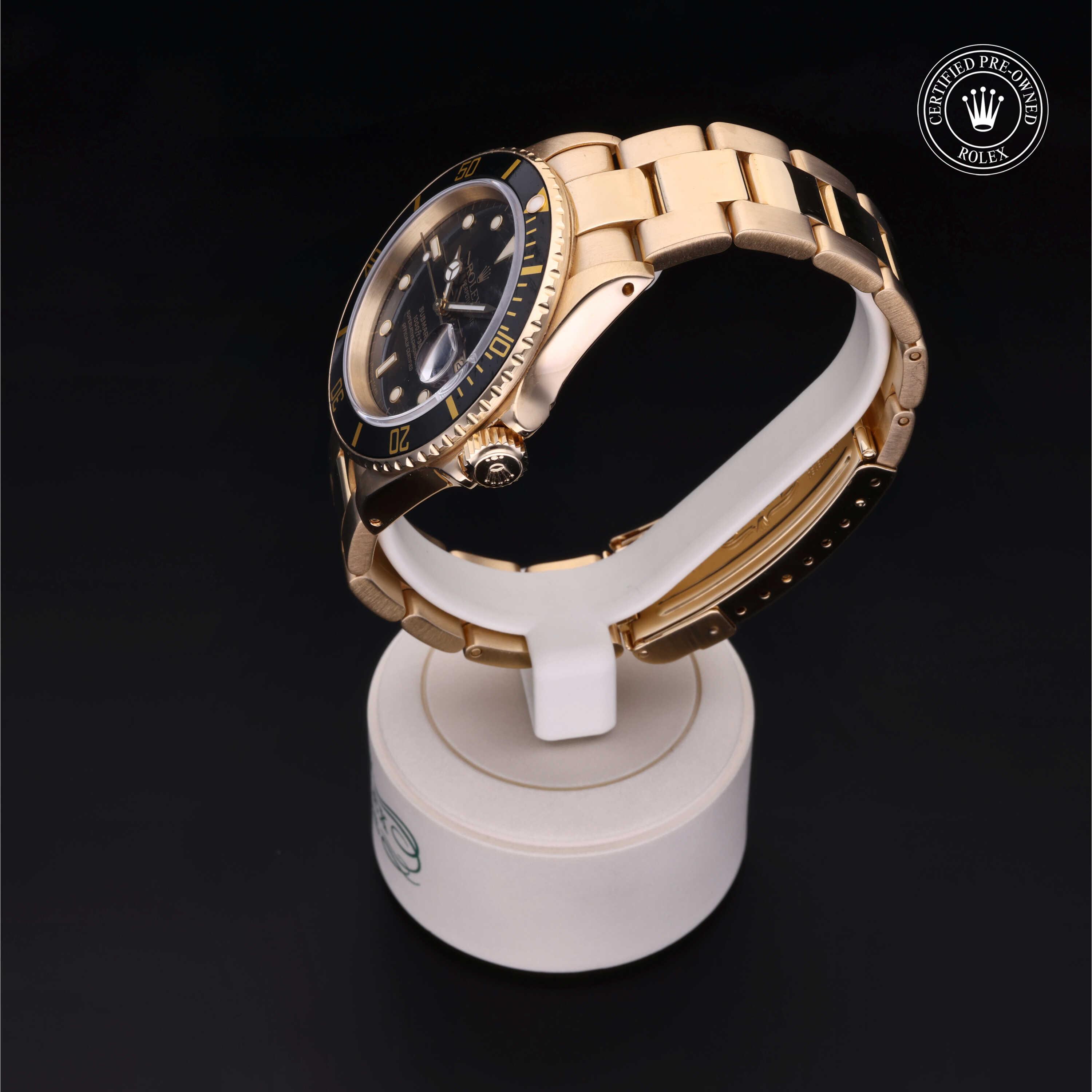 Oyster Perpetual Submariner Date