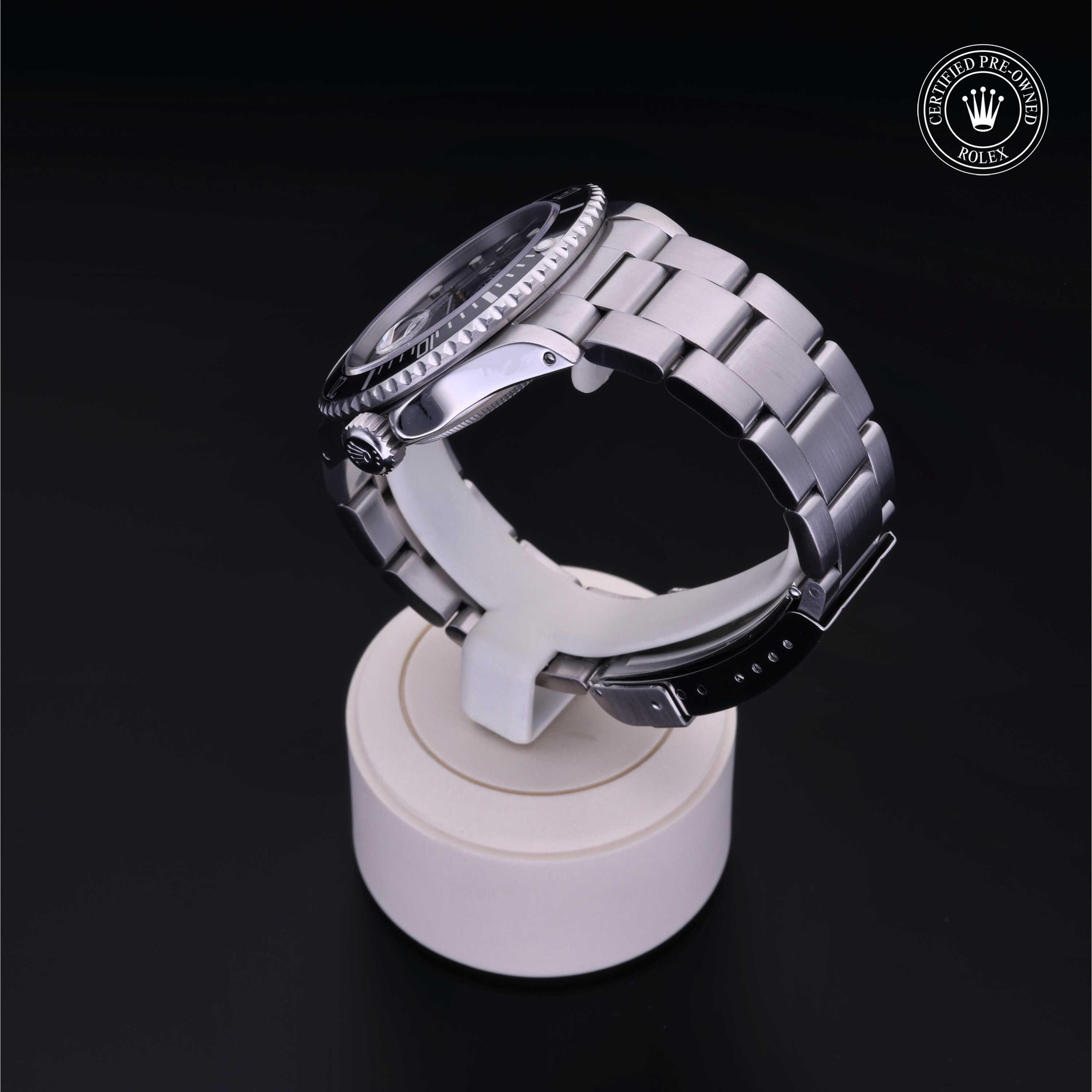 Oyster Perpetual Submariner Date