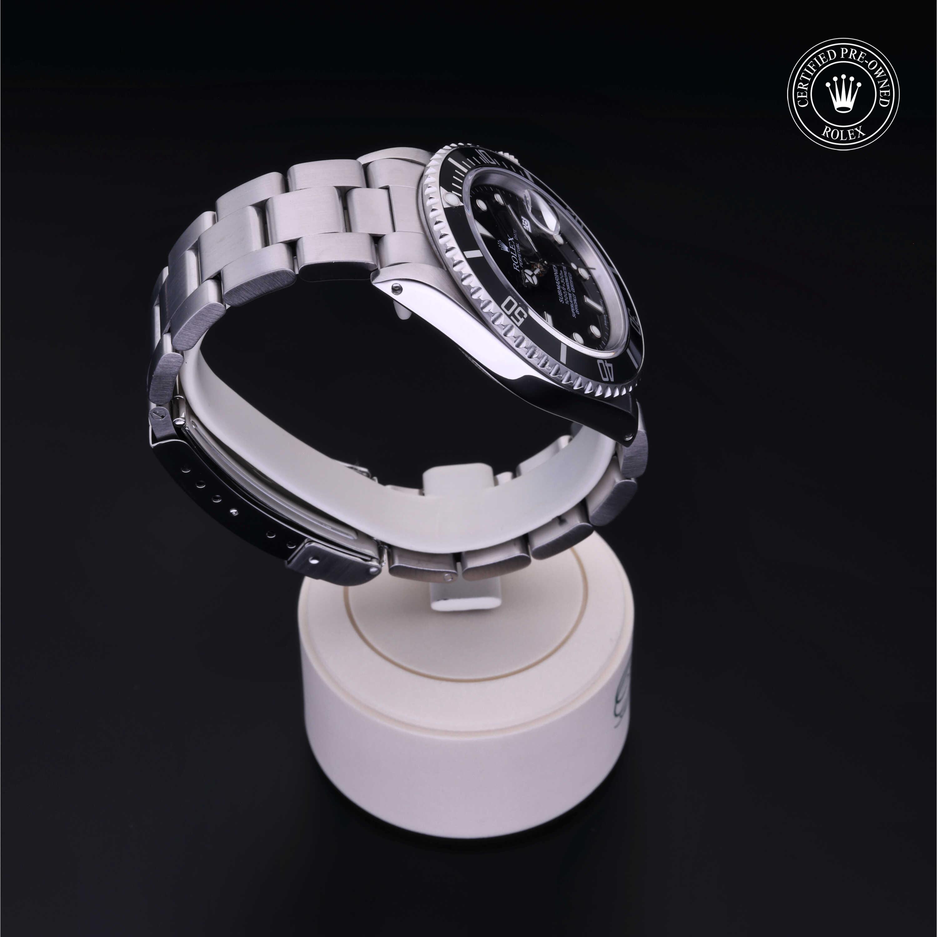 Oyster Perpetual Submariner Date