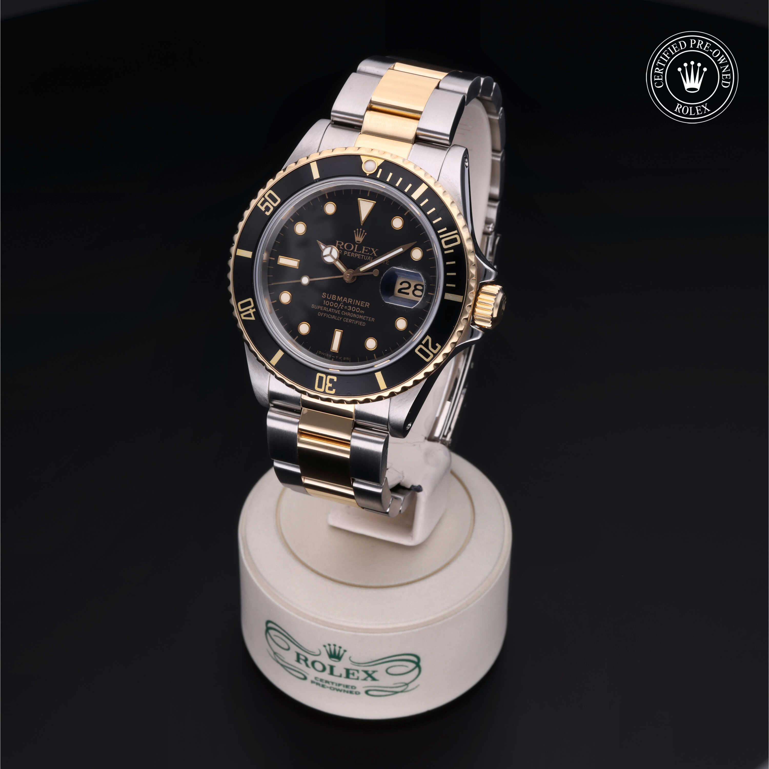 Oyster Perpetual Submariner Date