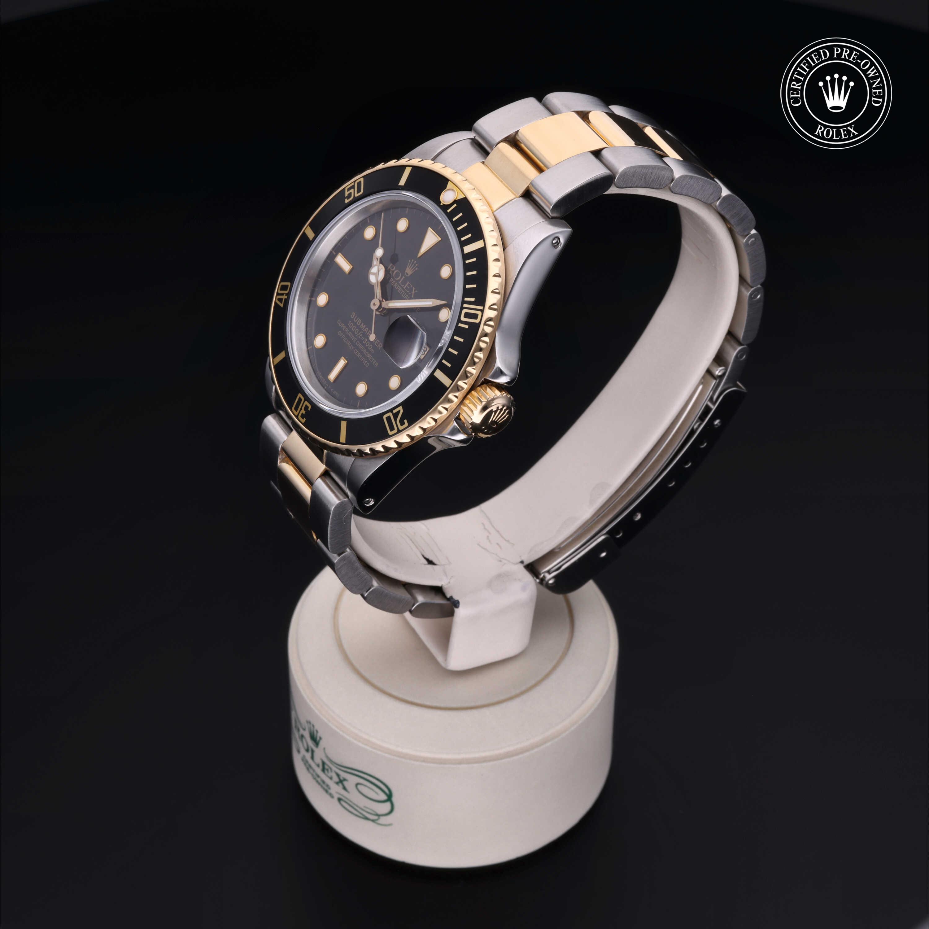 Oyster Perpetual Submariner Date