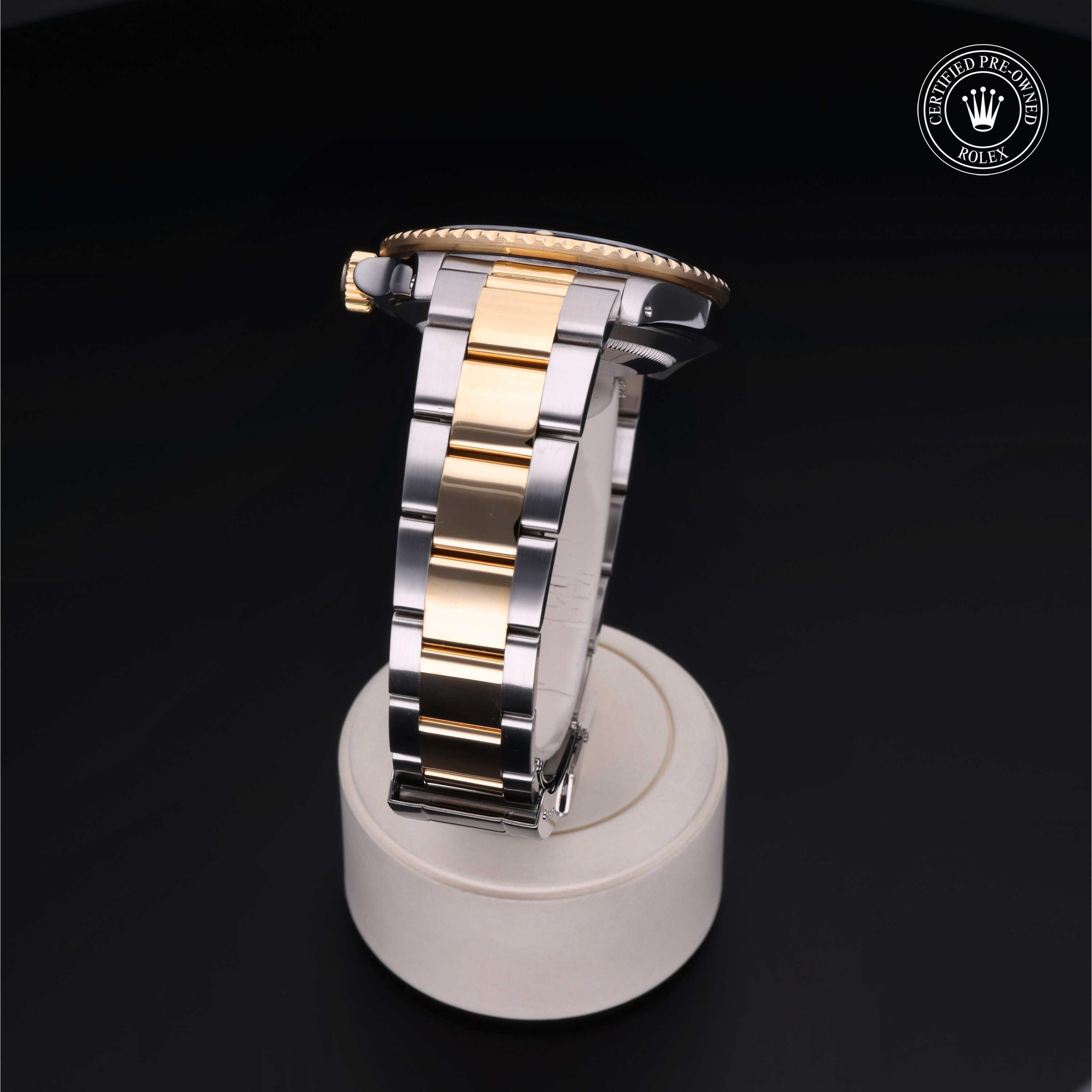 Oyster Perpetual Submariner Date