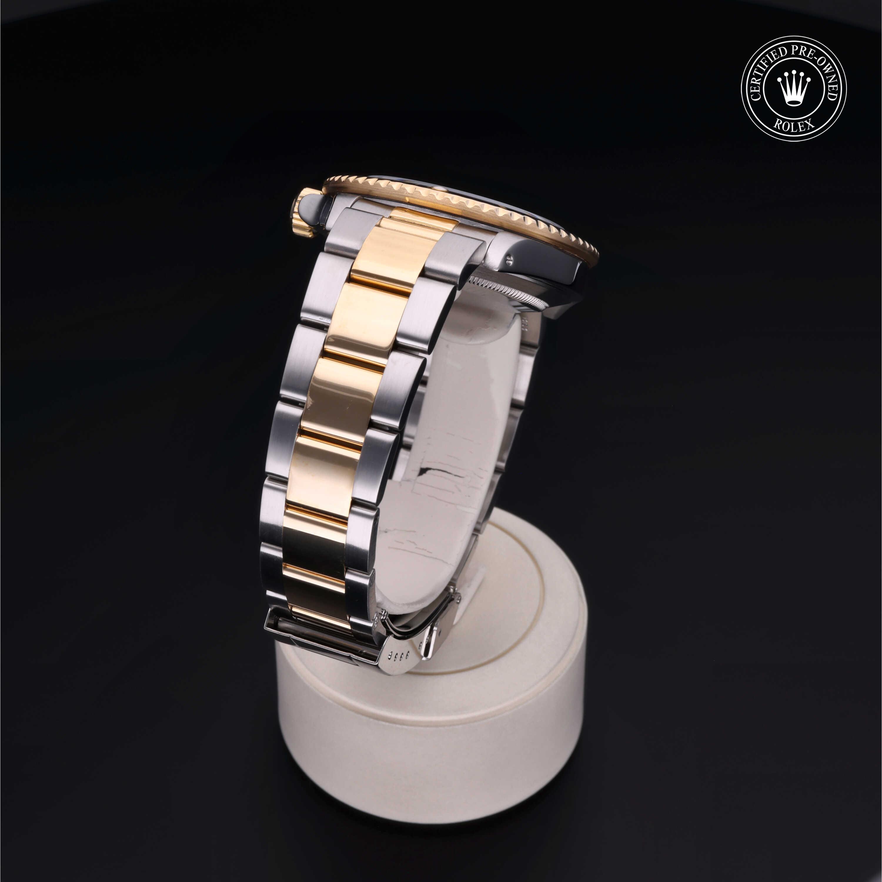 Oyster Perpetual Submariner Date